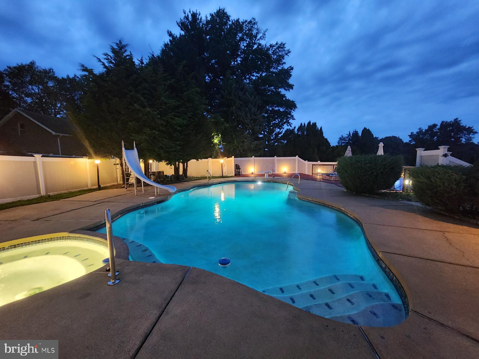 SOMERTON - Residential