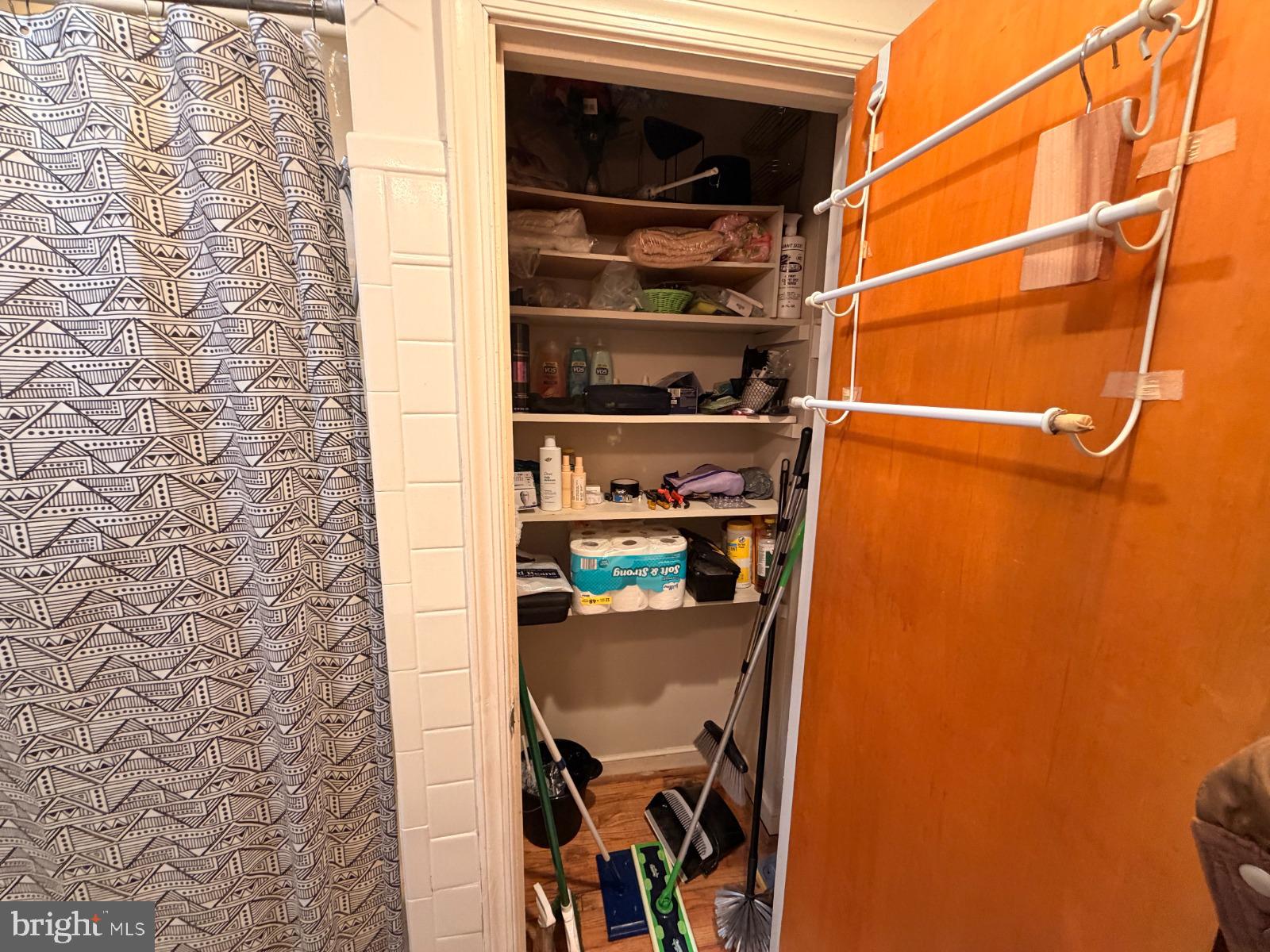 SOMERTON - Residential