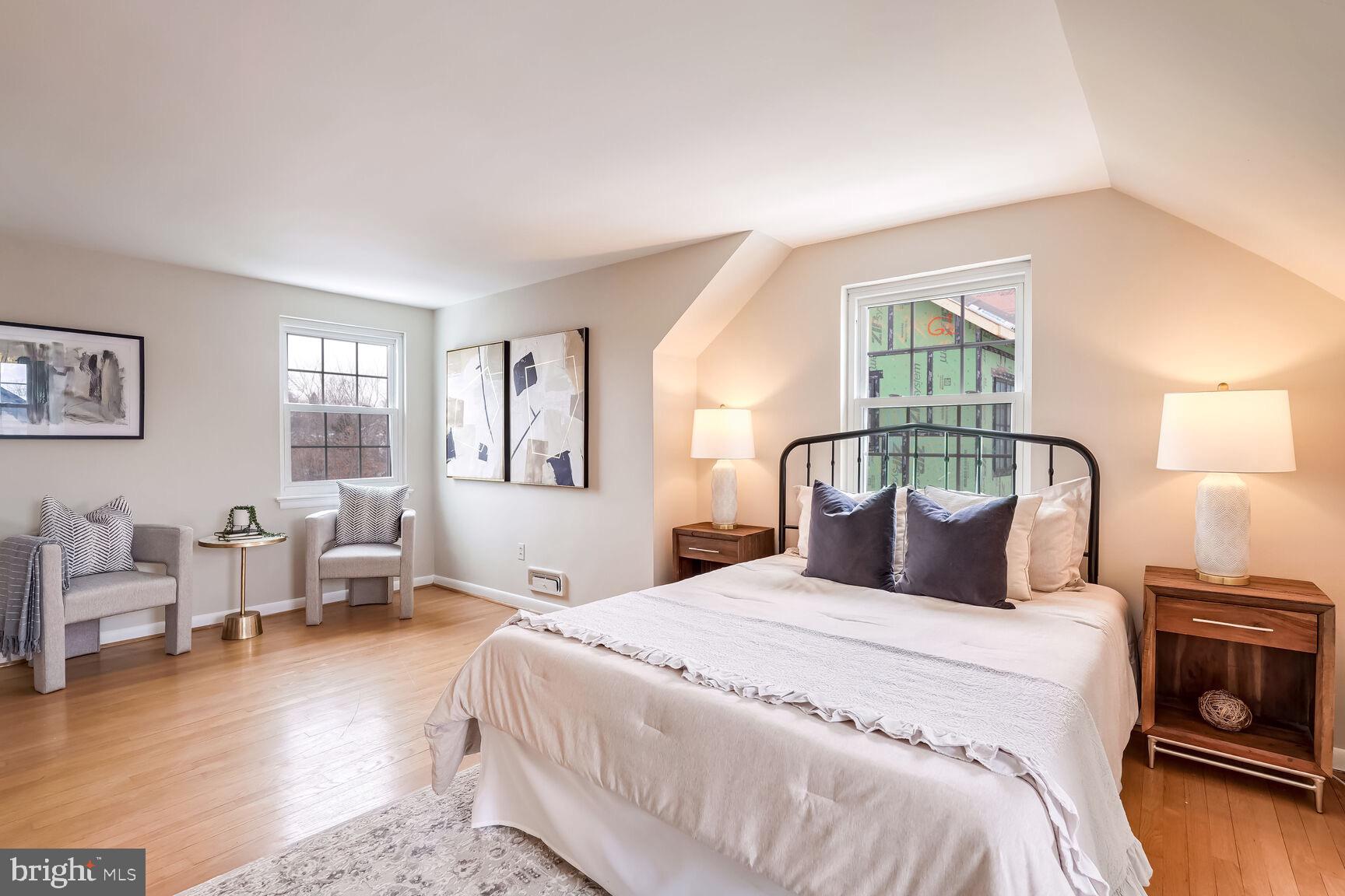 OVER LEE KNOLLS - Residential