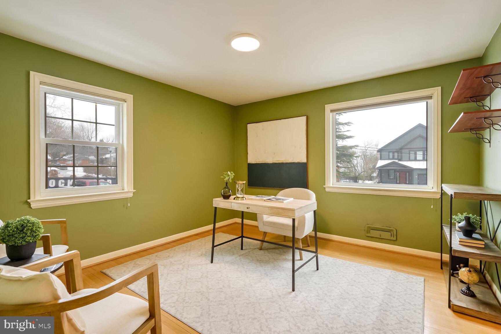 OVER LEE KNOLLS - Residential