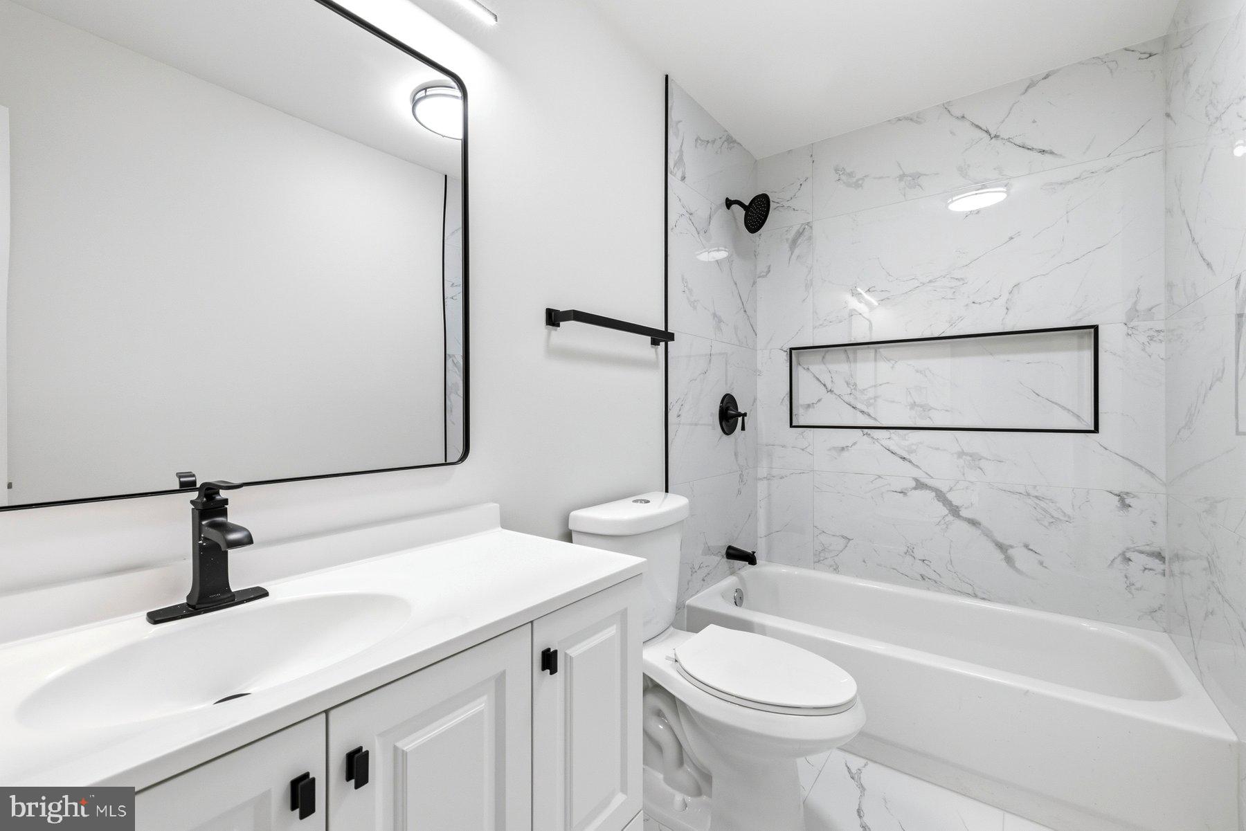 KINGS SQUARE - Residential