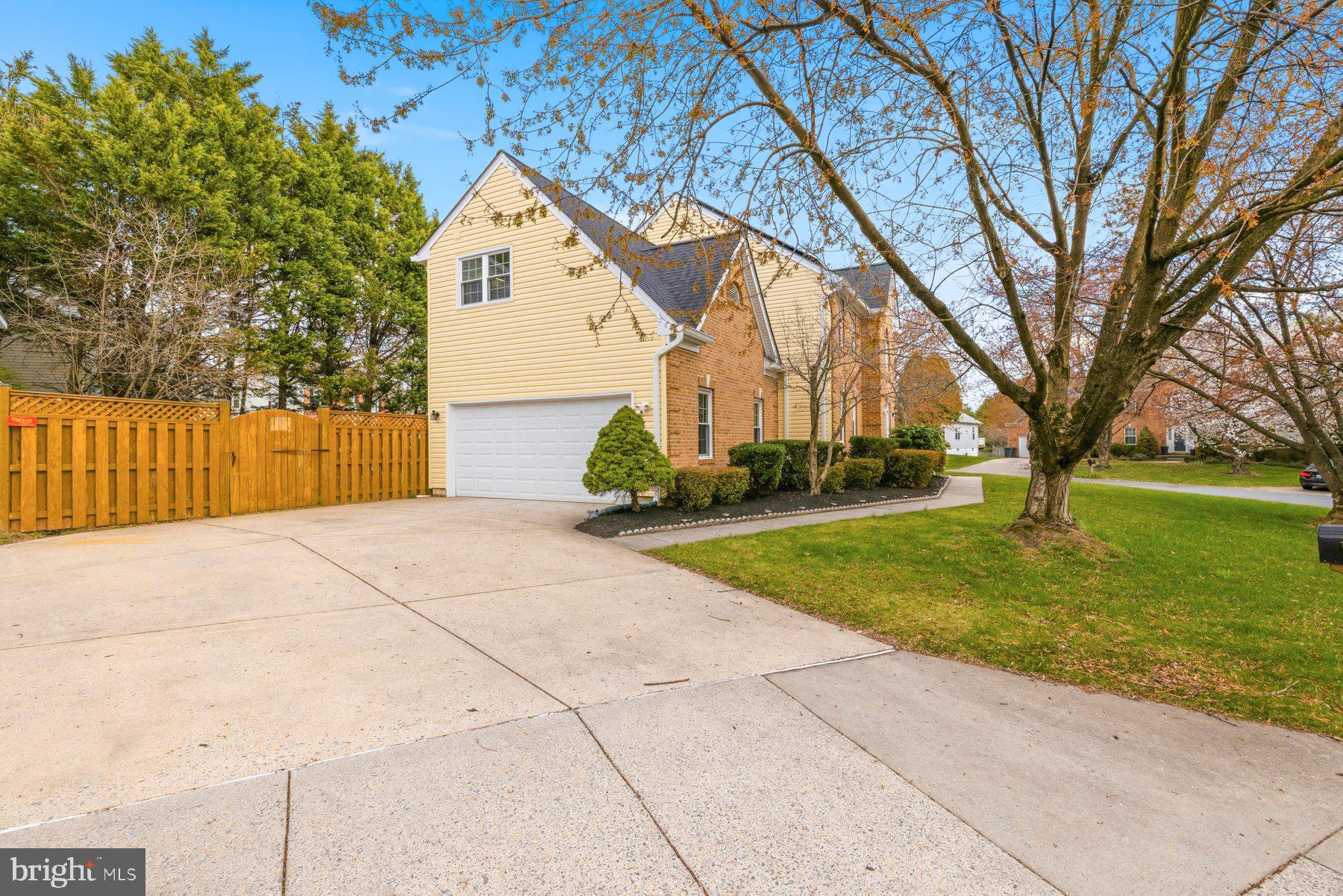 KINGS SQUARE - Residential