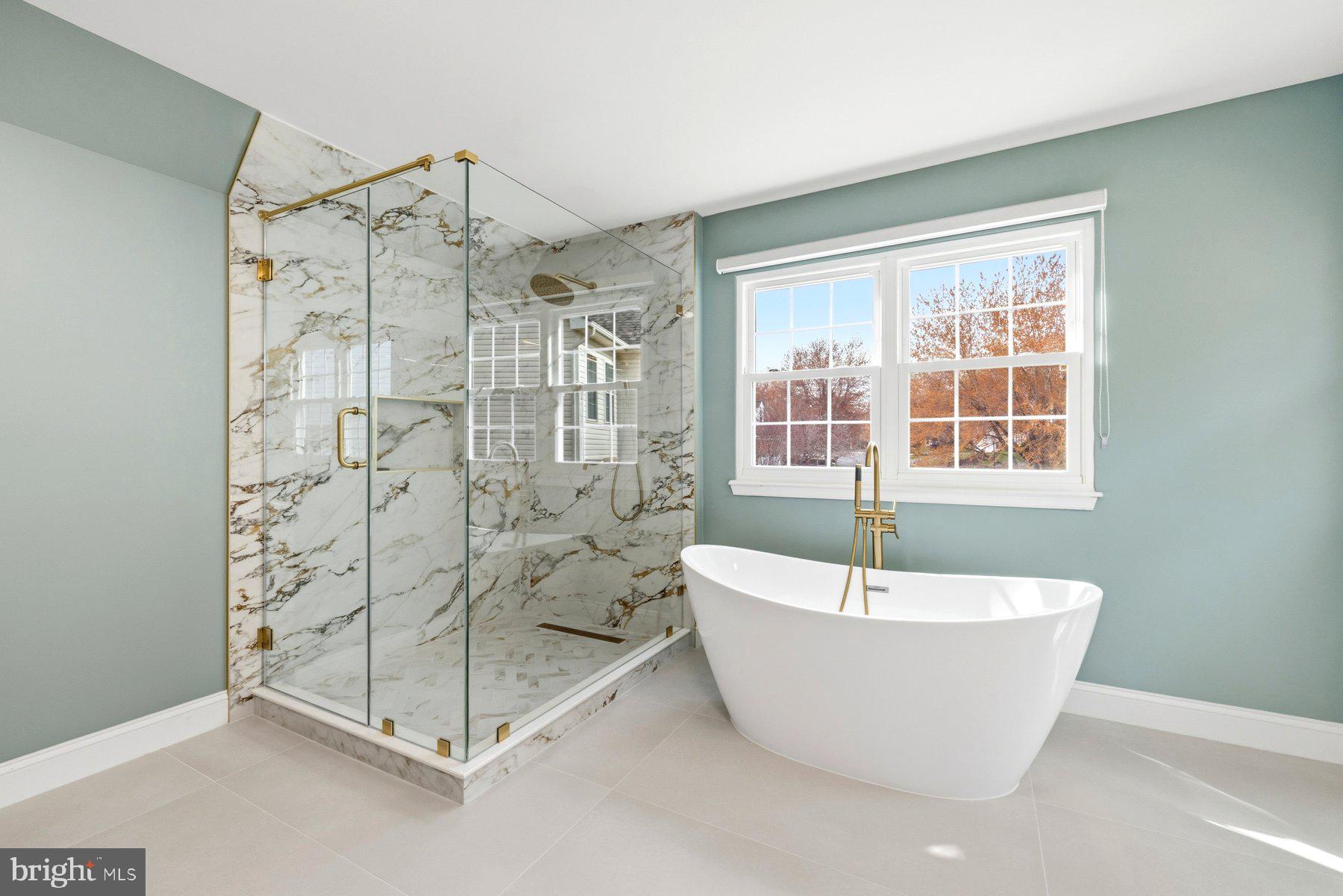 KINGS SQUARE - Residential