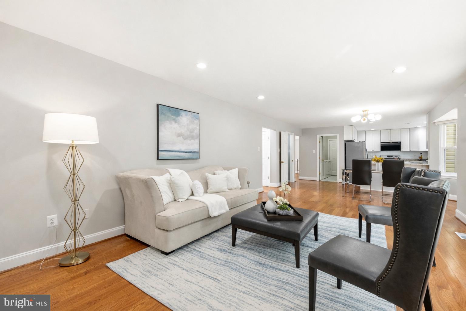 KINGS SQUARE - Residential