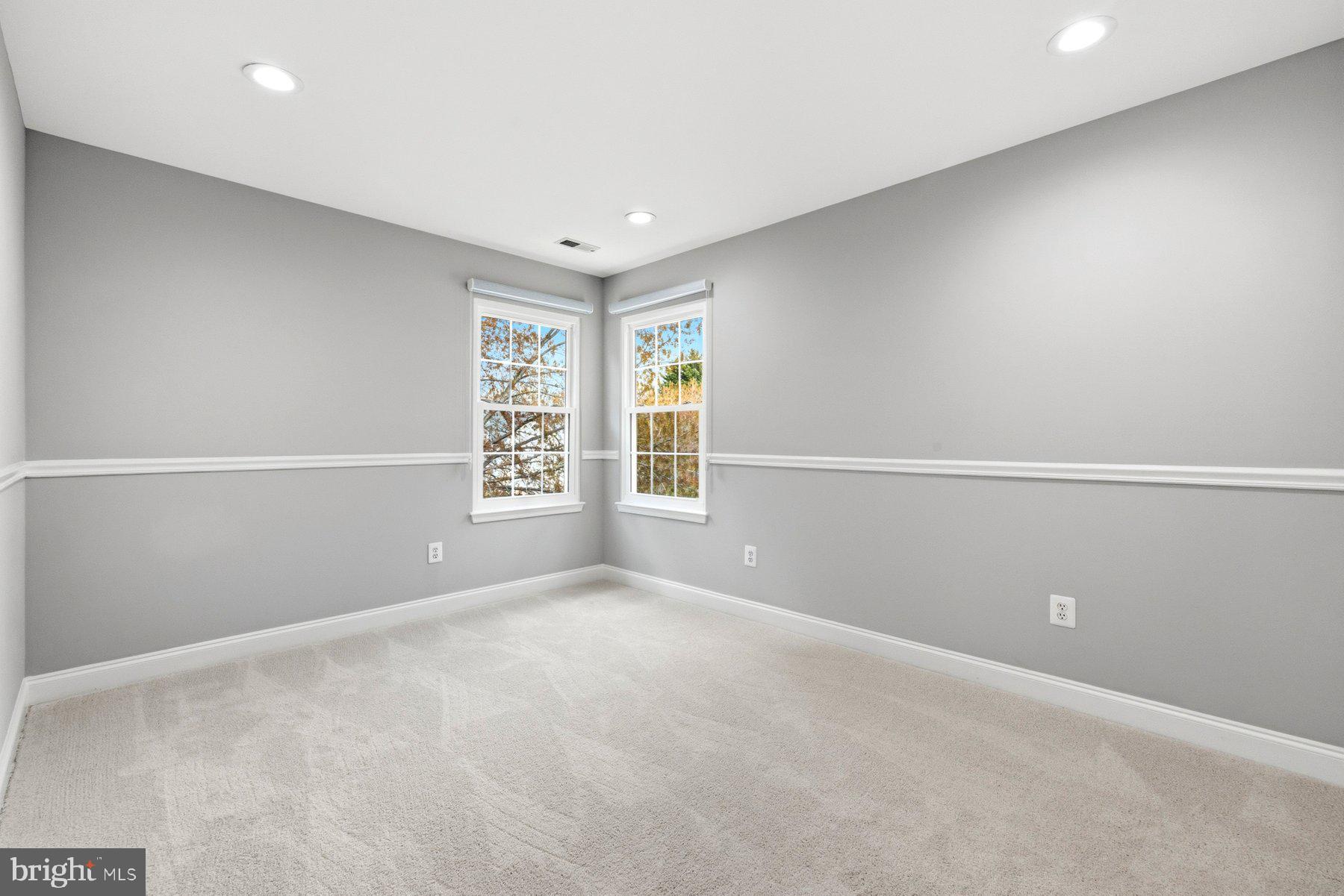 KINGS SQUARE - Residential