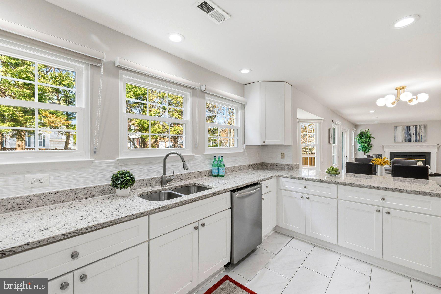 KINGS SQUARE - Residential