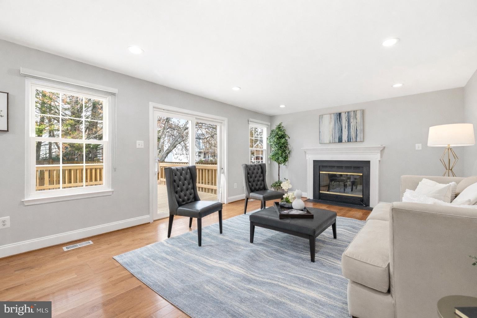 KINGS SQUARE - Residential