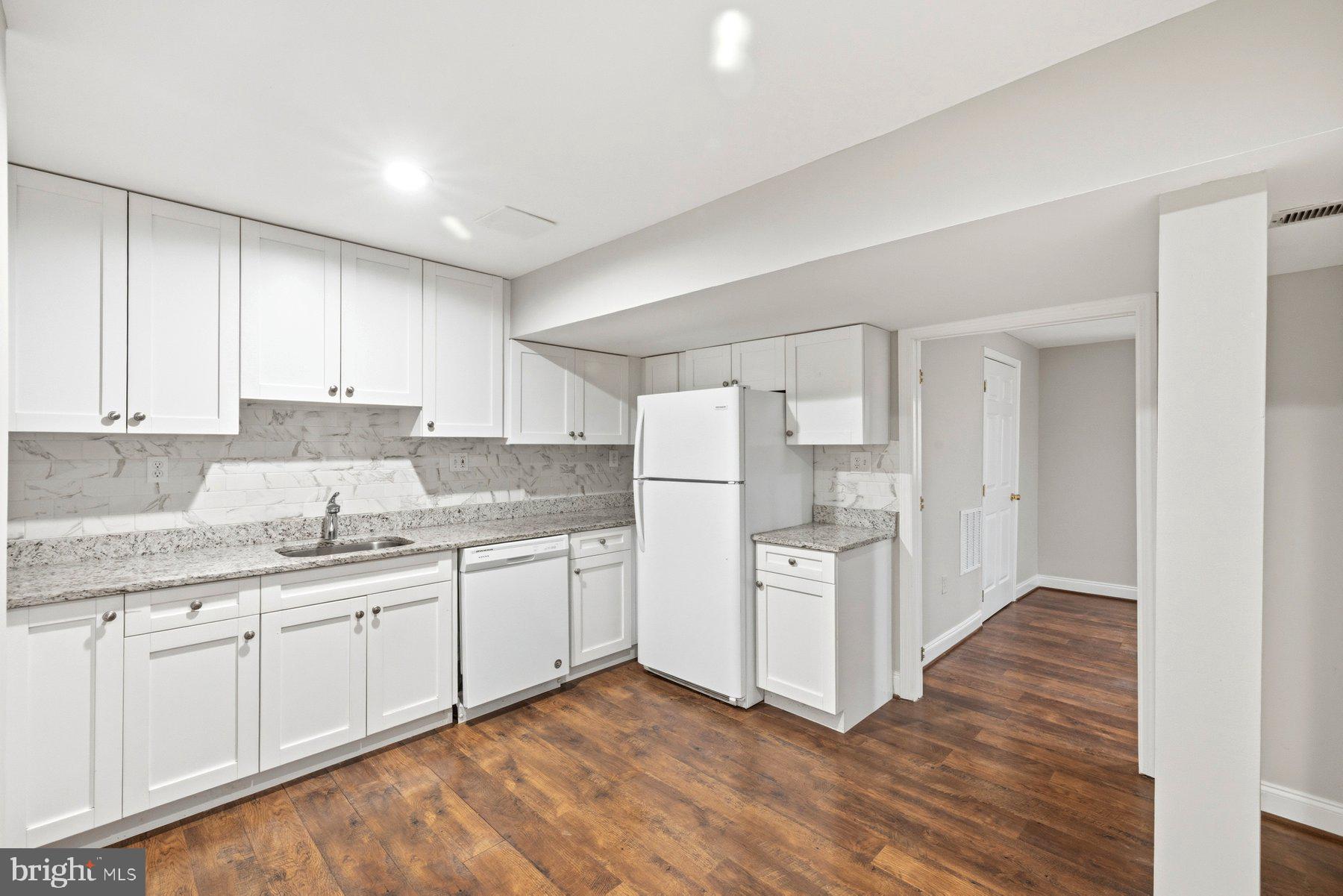 KINGS SQUARE - Residential