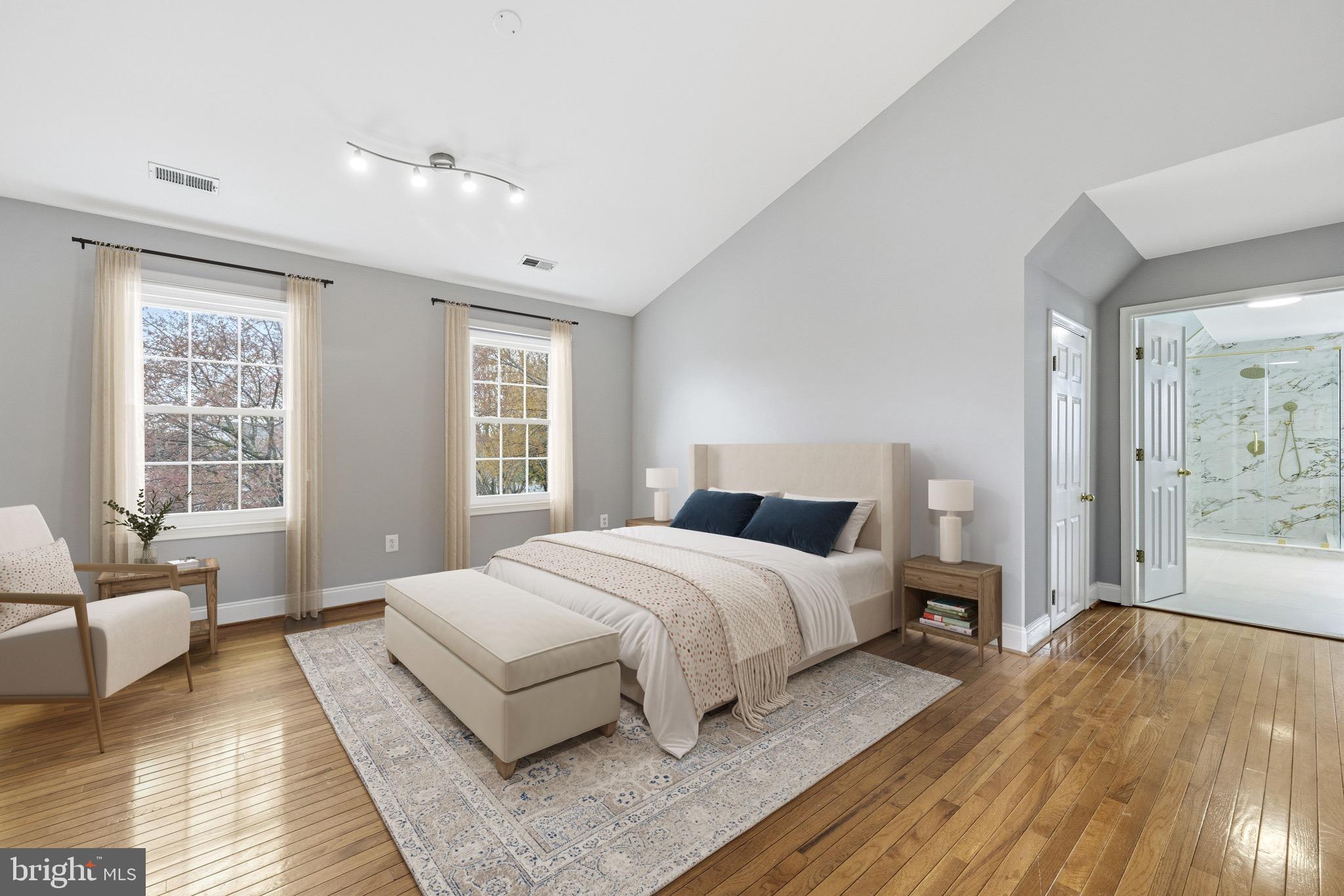 KINGS SQUARE - Residential