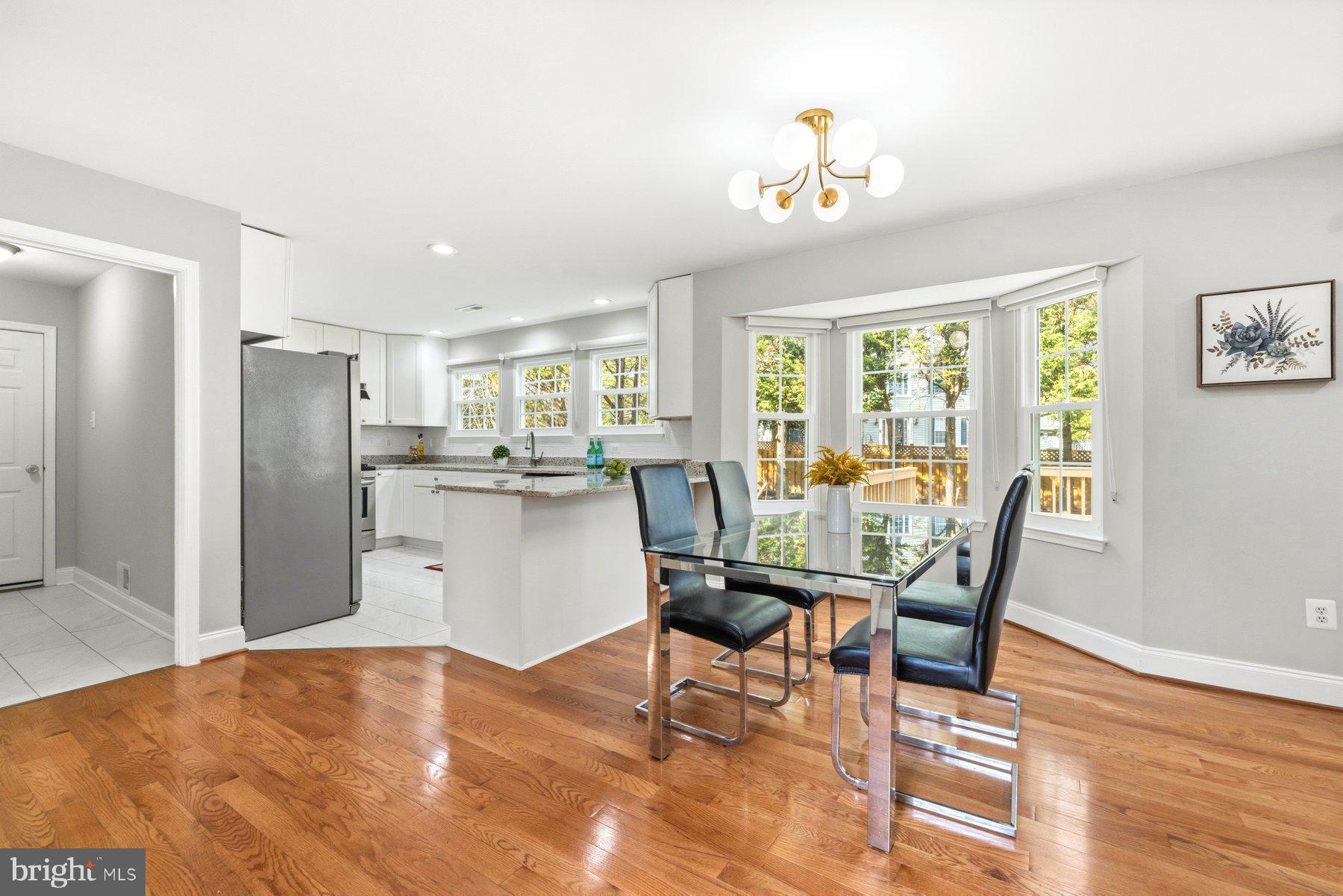 KINGS SQUARE - Residential