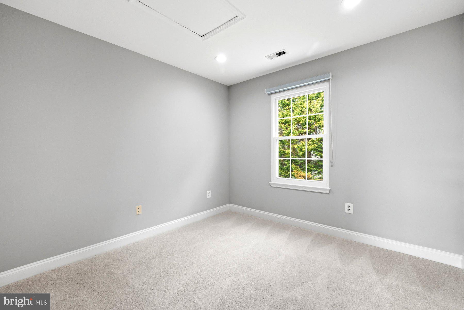 KINGS SQUARE - Residential