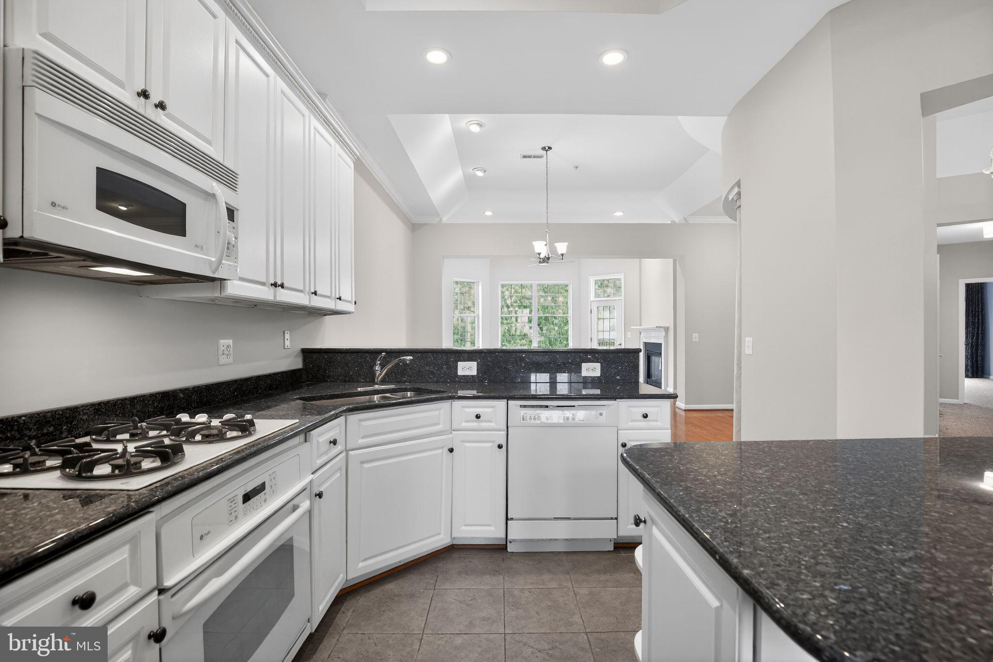SOLOMONS LANDING - Residential