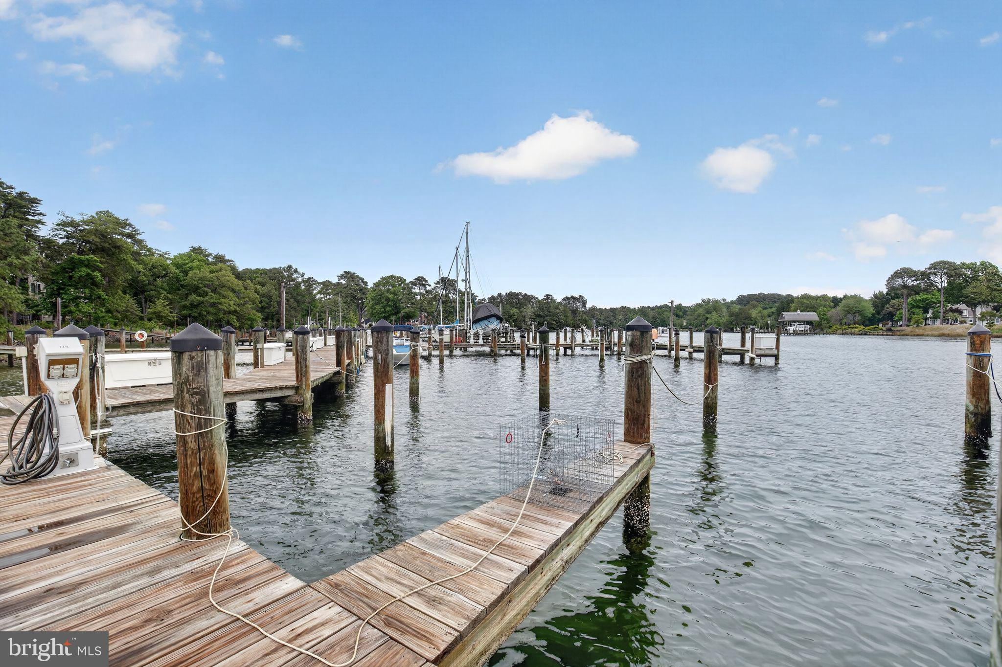 SOLOMONS LANDING - Residential