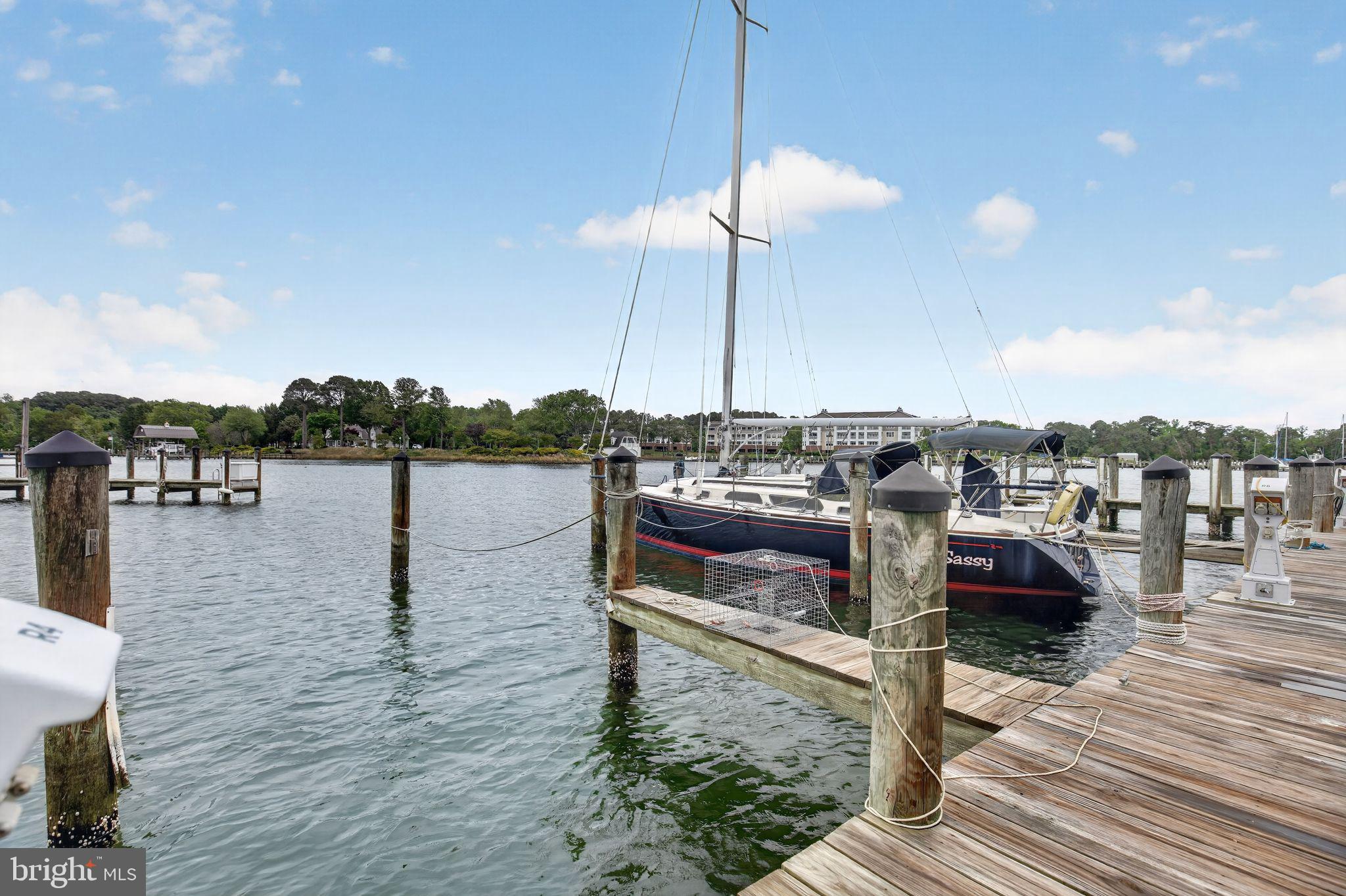 SOLOMONS LANDING - Residential