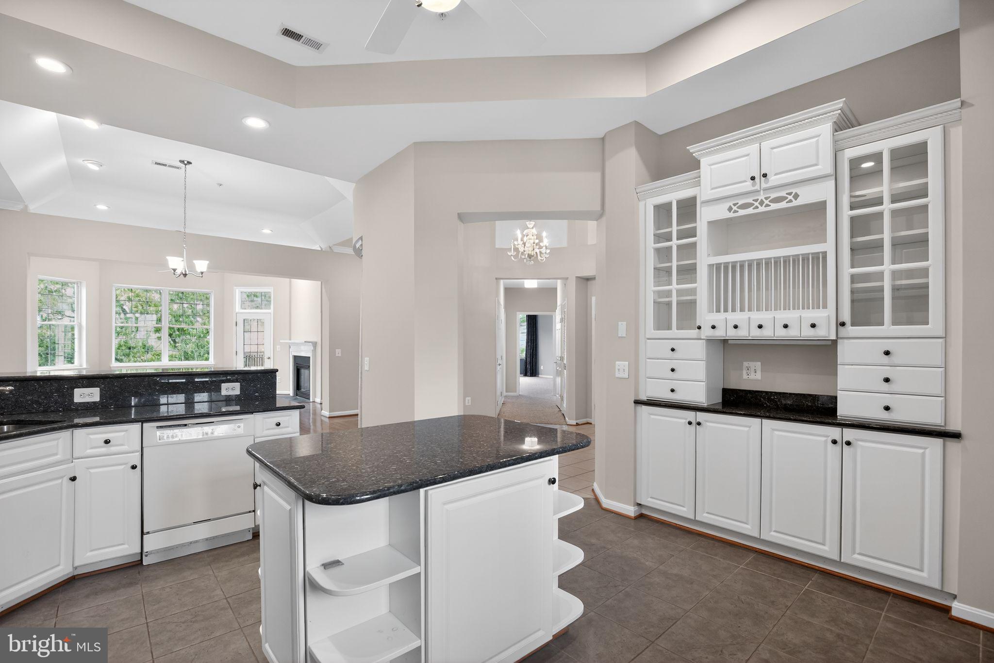 SOLOMONS LANDING - Residential