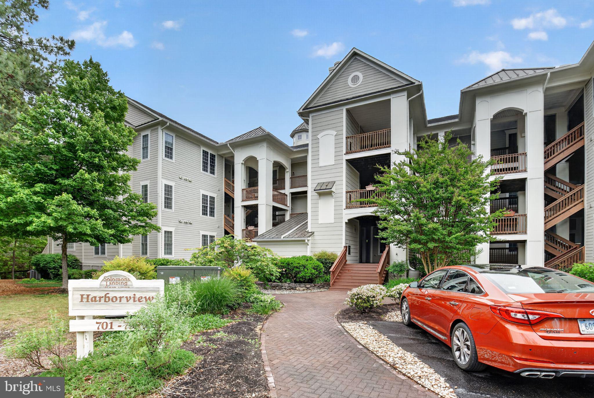 SOLOMONS LANDING - Residential