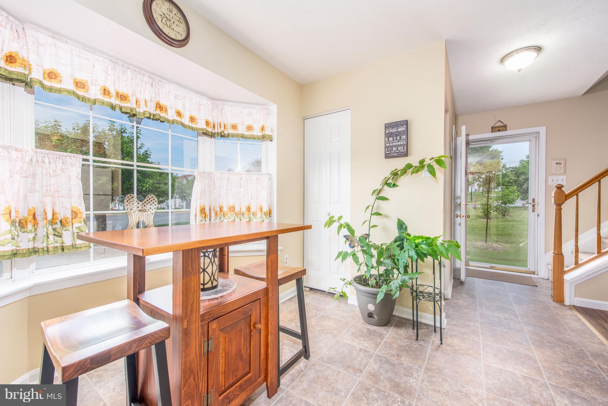 SMALL CROSSINGS - Residential