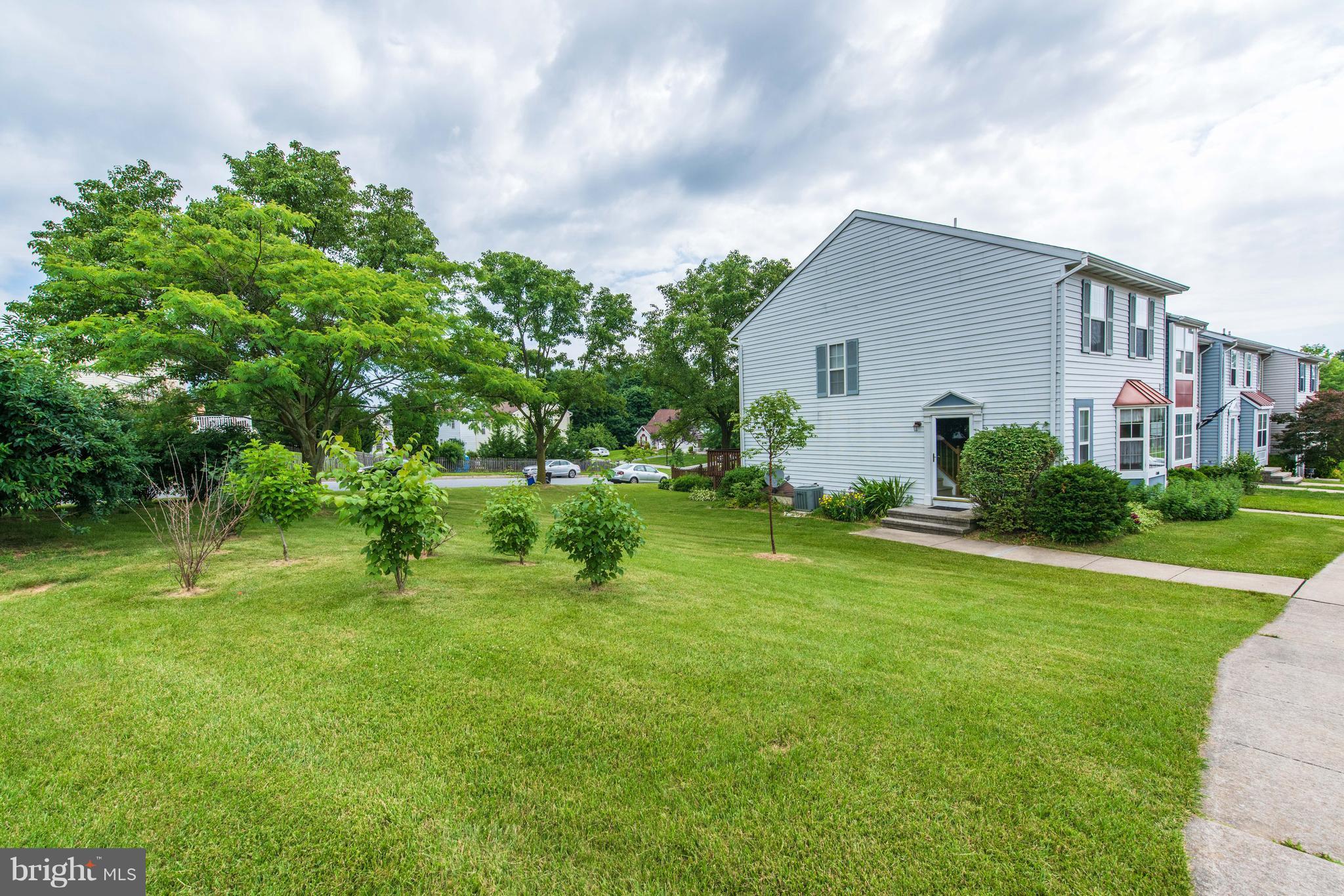 SMALL CROSSINGS - Residential