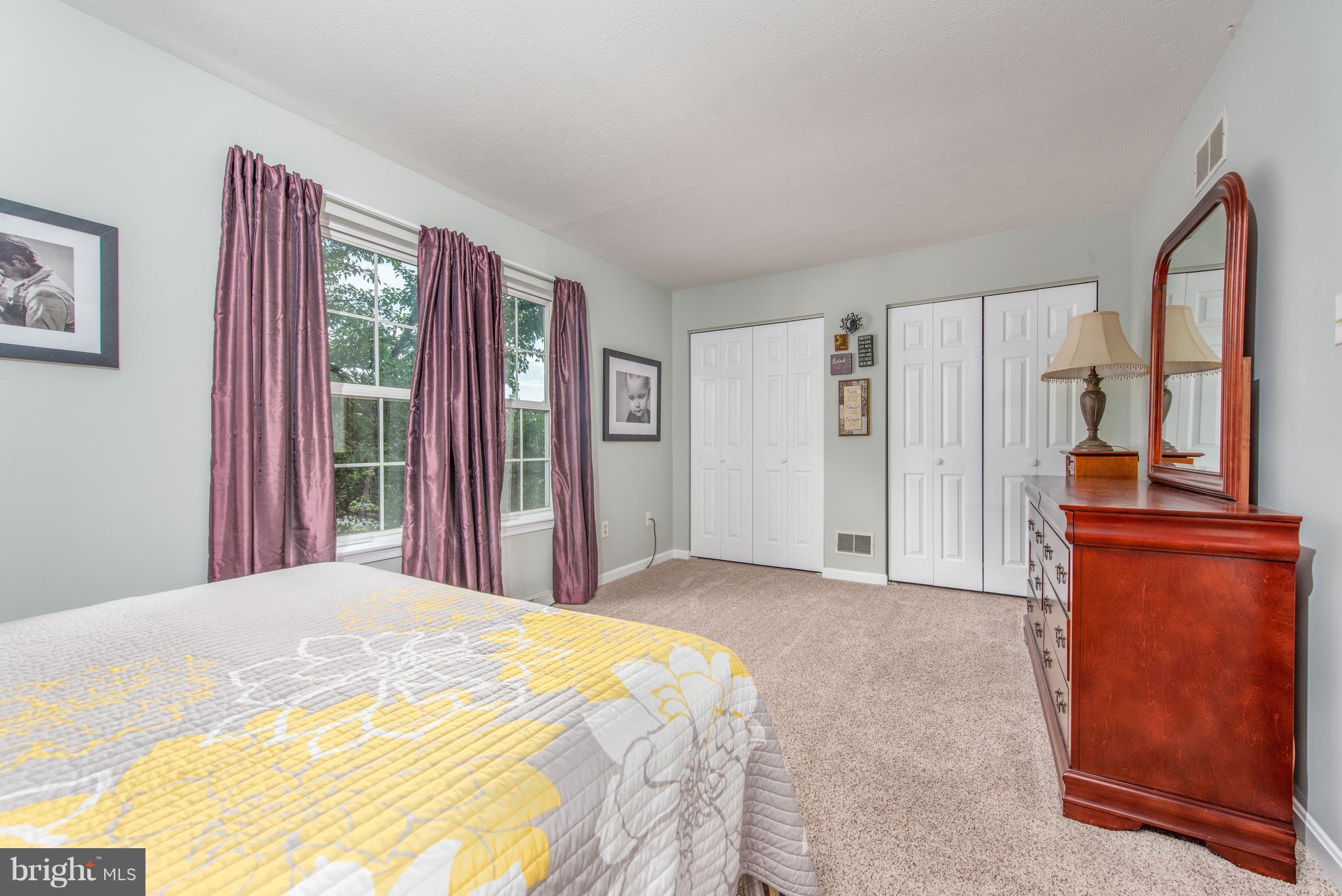 SMALL CROSSINGS - Residential