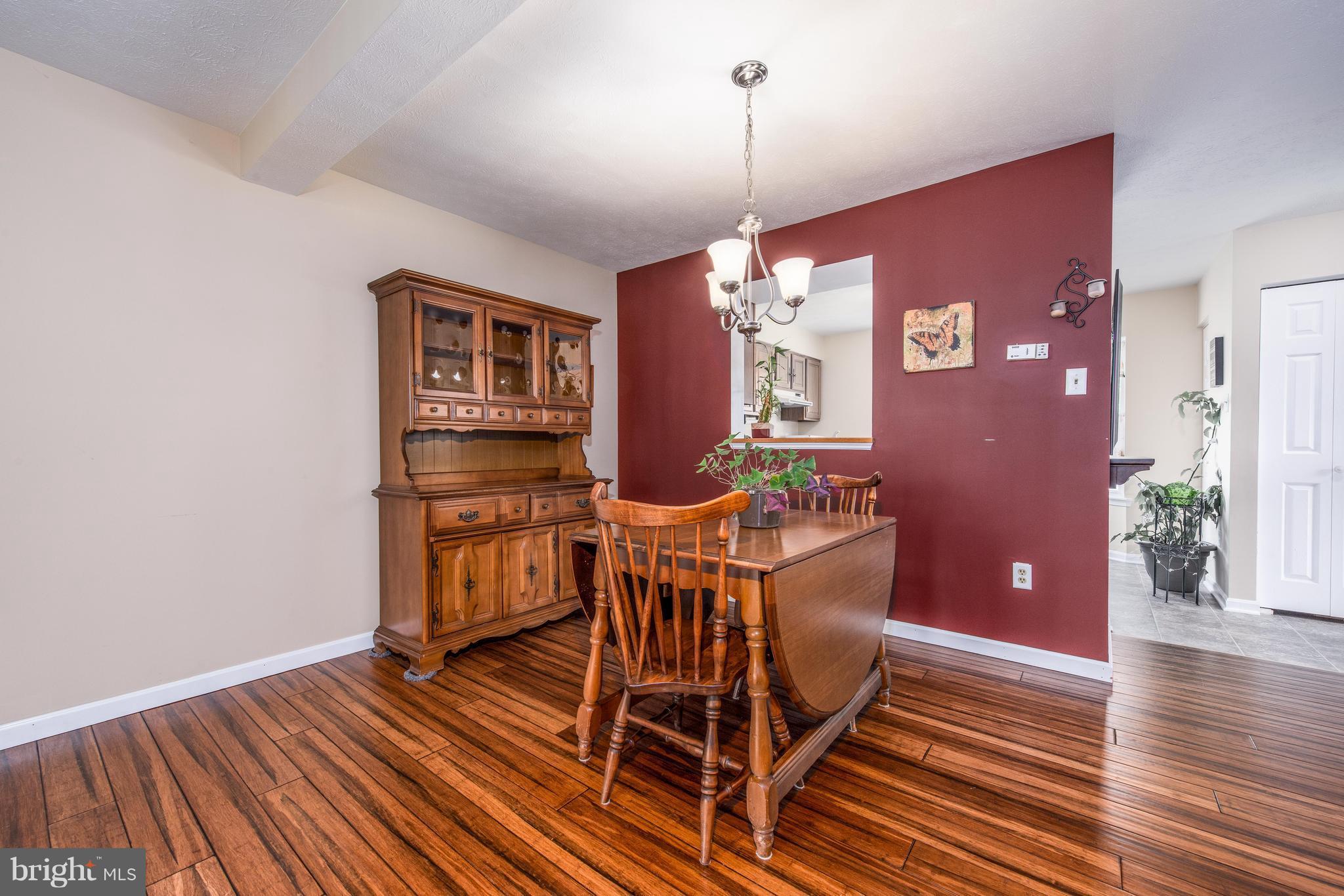 SMALL CROSSINGS - Residential