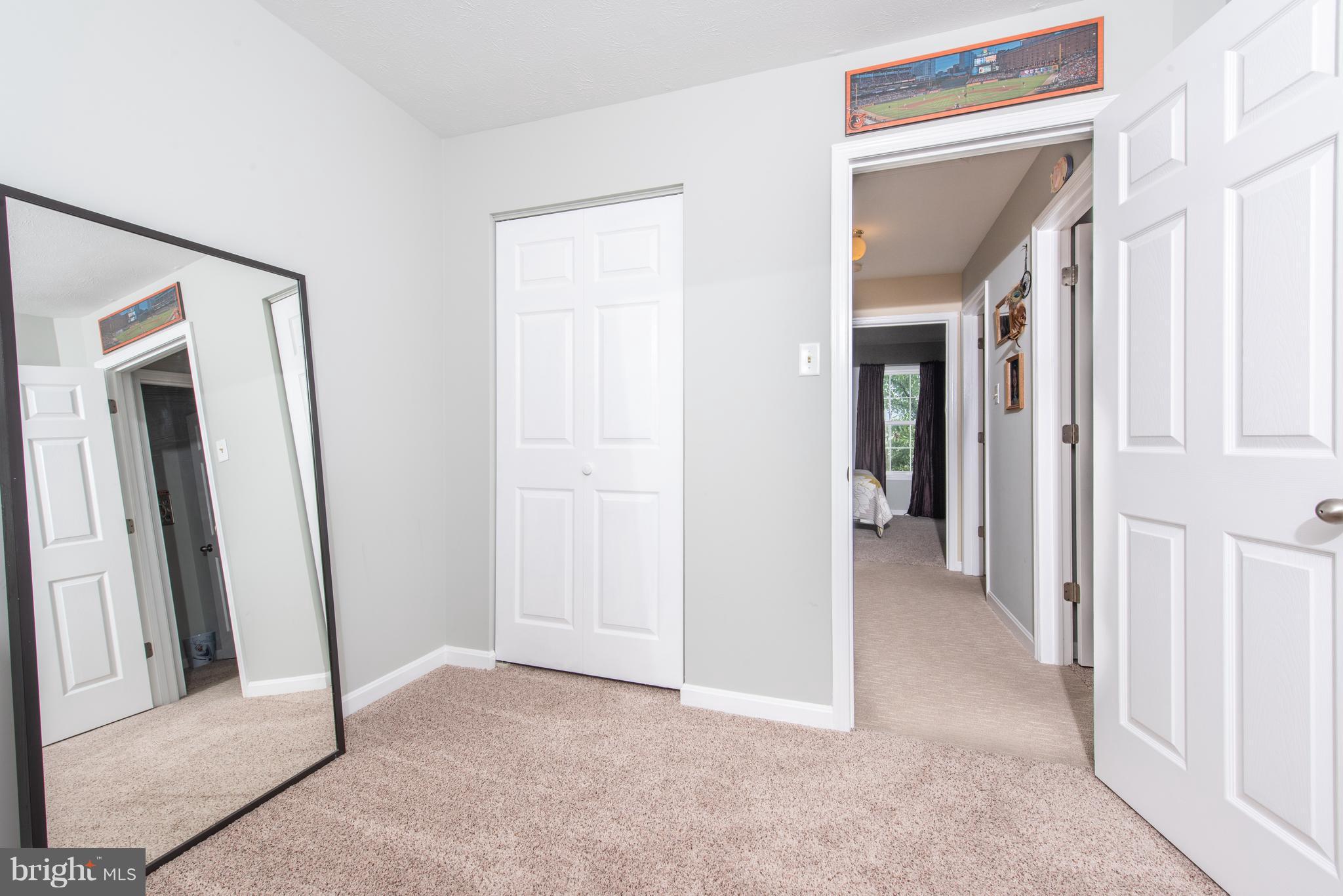 SMALL CROSSINGS - Residential