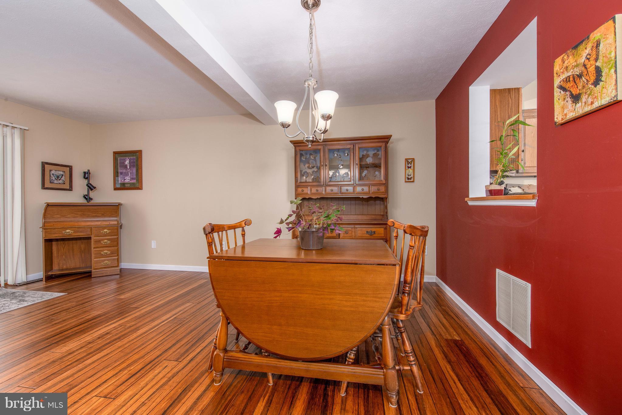 SMALL CROSSINGS - Residential