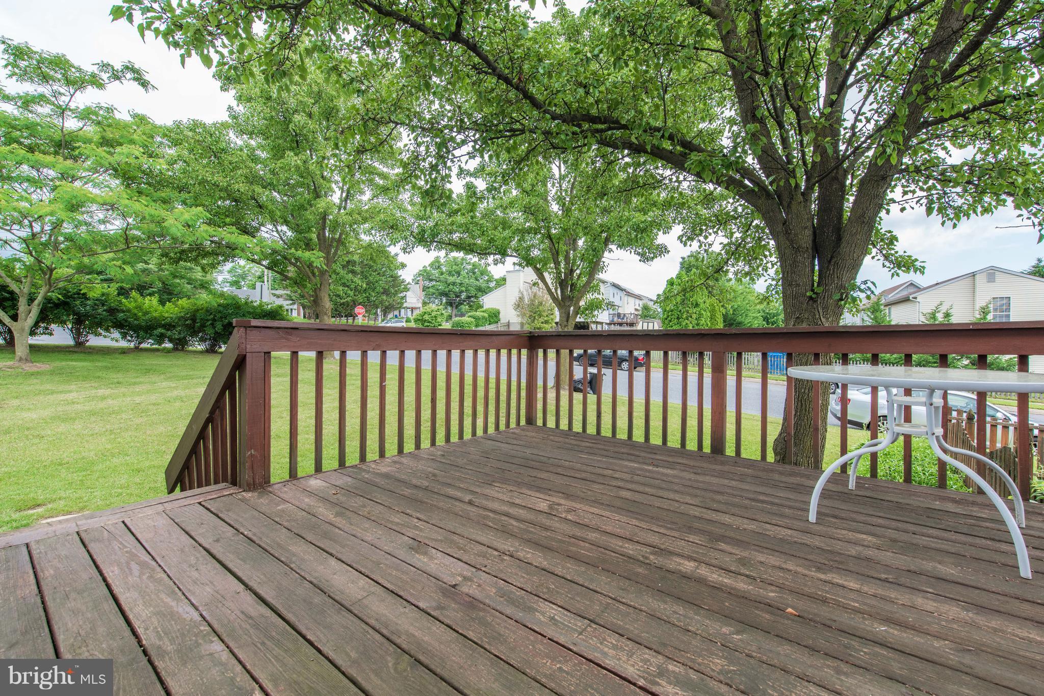 SMALL CROSSINGS - Residential