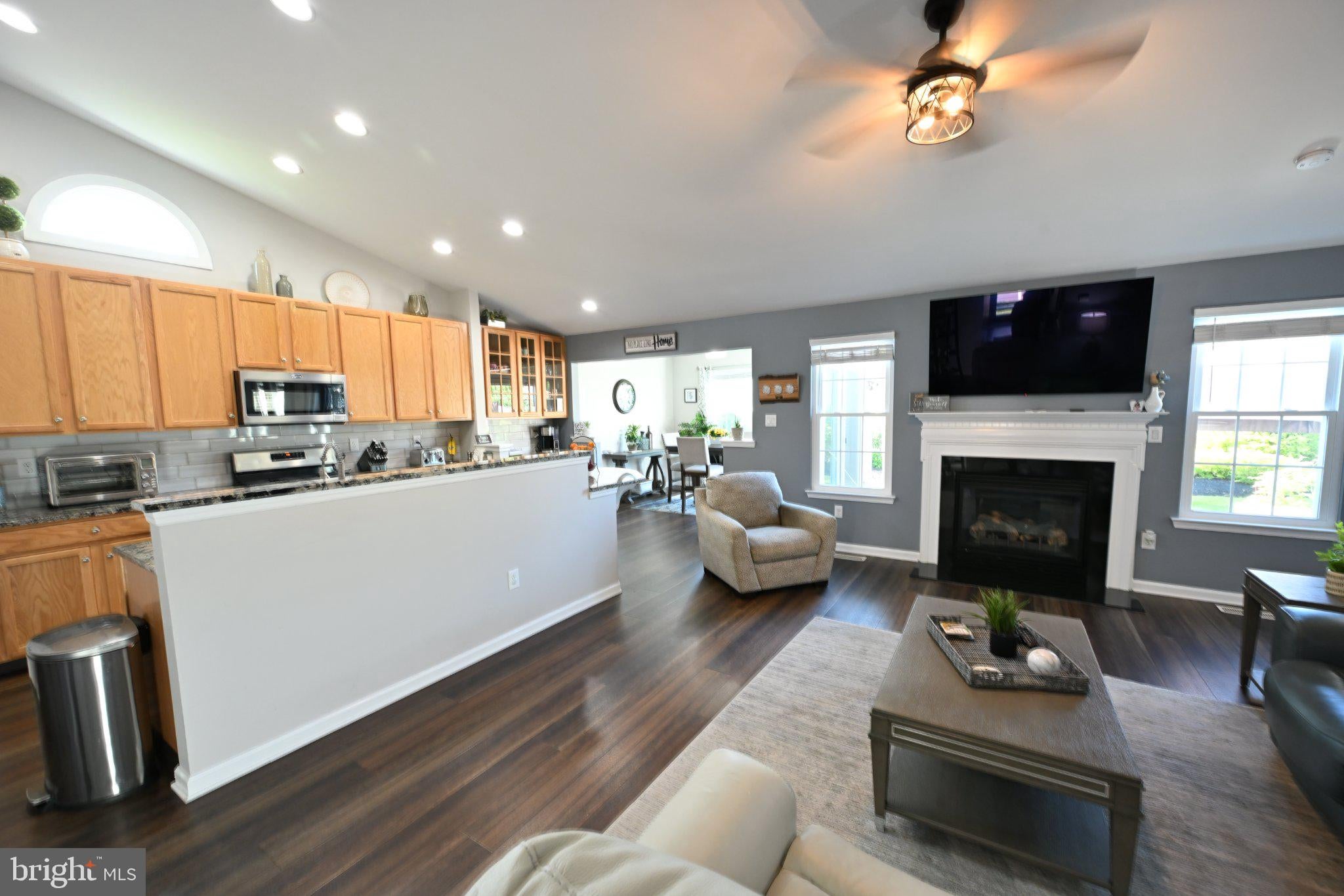 25 ABRAMS DRIVE