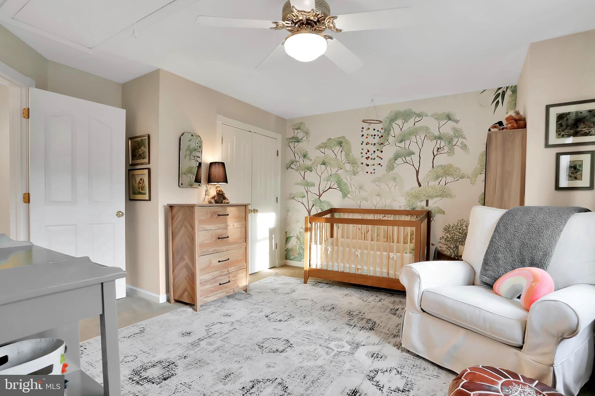 LOCUST HILL - Residential