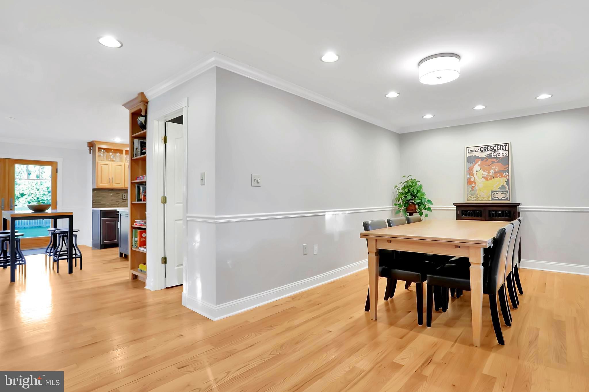 LOCUST HILL - Residential