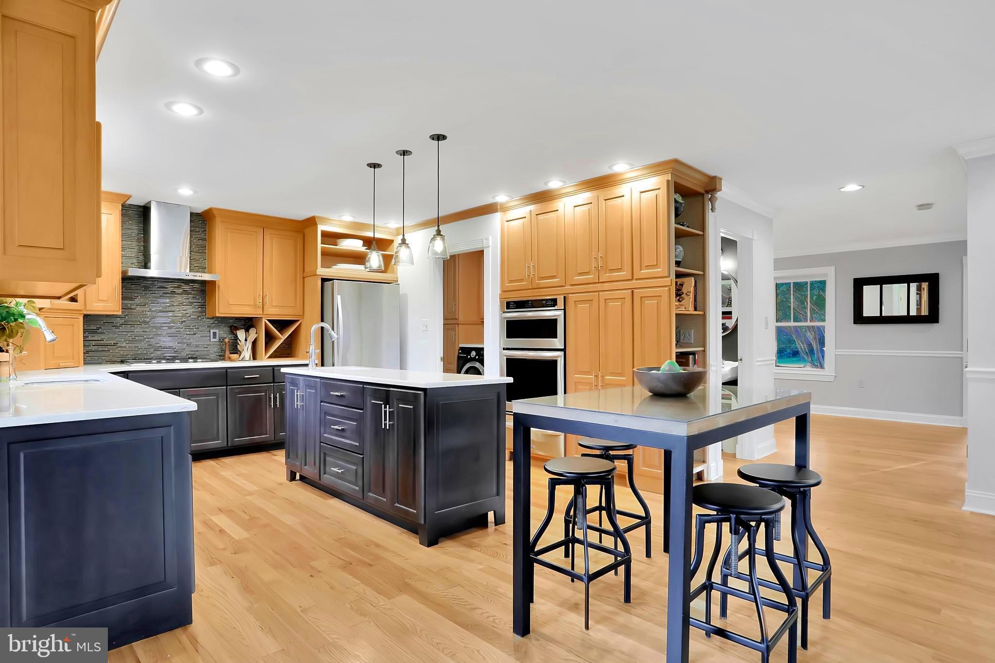 LOCUST HILL - Residential