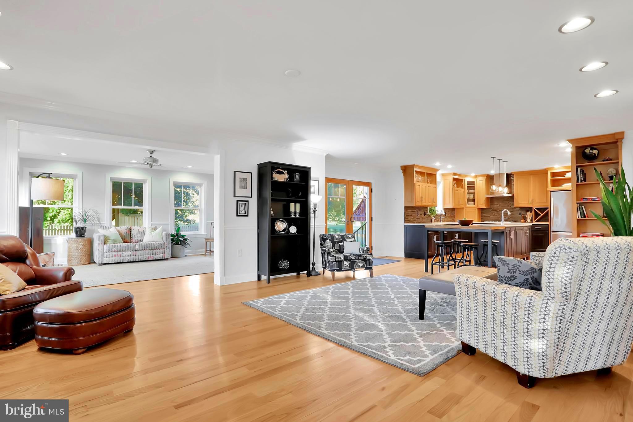 LOCUST HILL - Residential