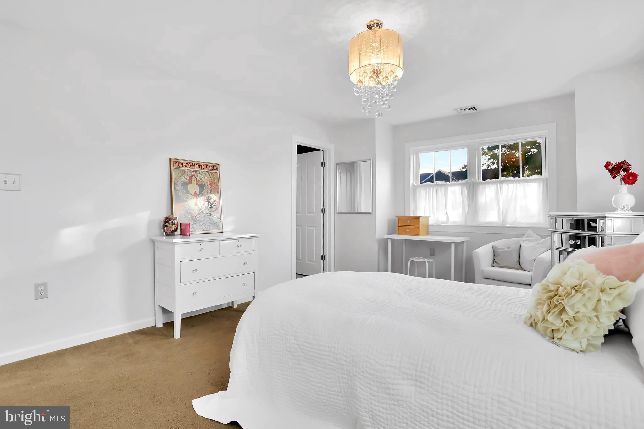 LOCUST HILL - Residential