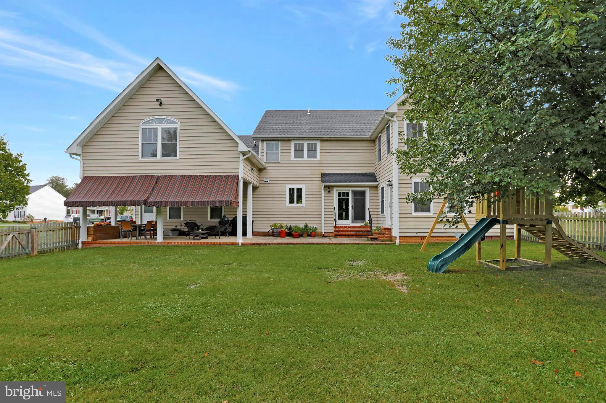 LOCUST HILL - Residential