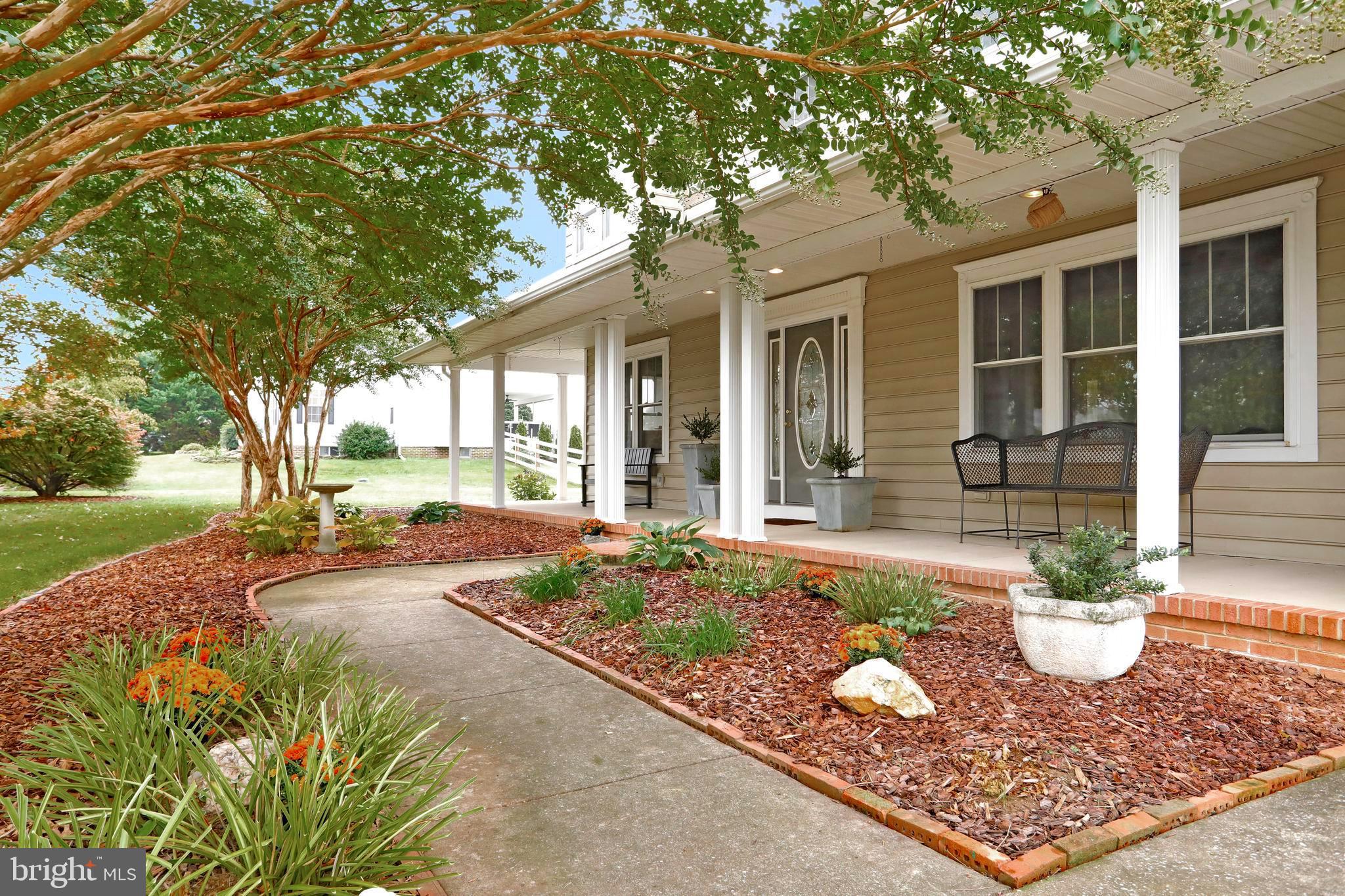 LOCUST HILL - Residential