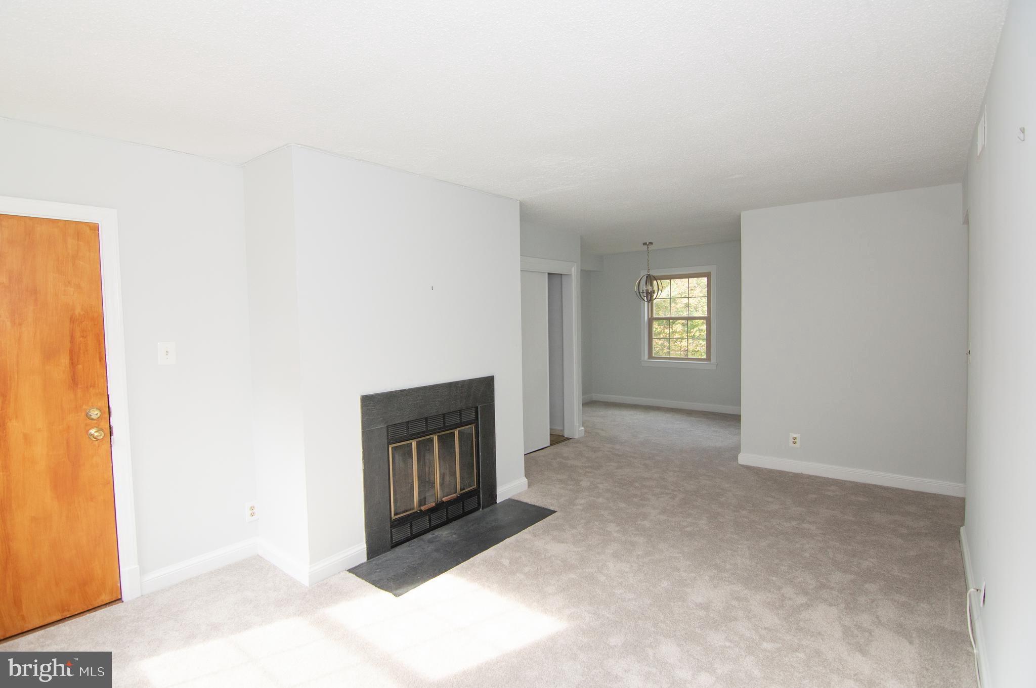 CAMBRIDGE COURTS - Residential Lease