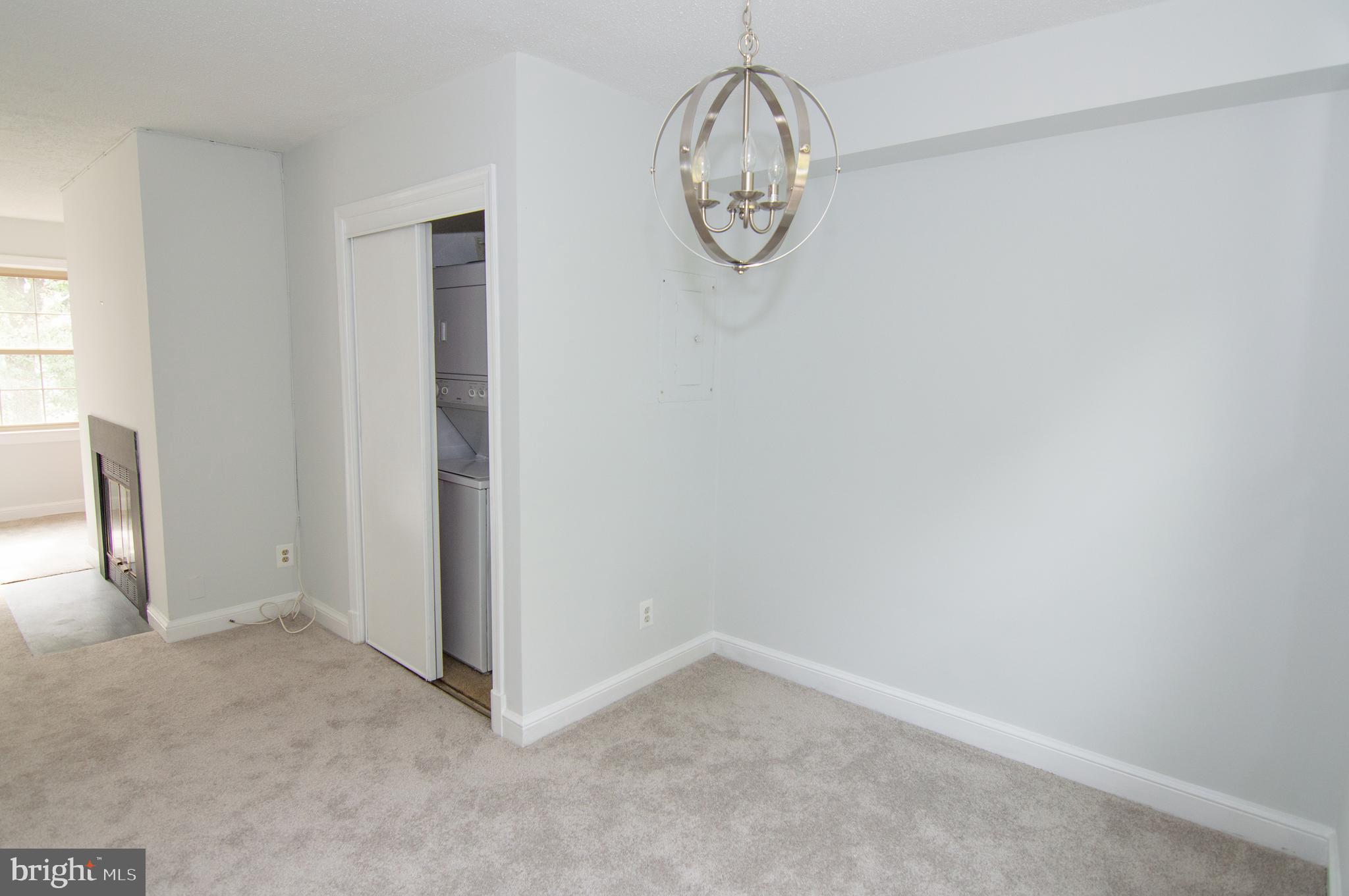 CAMBRIDGE COURTS - Residential Lease