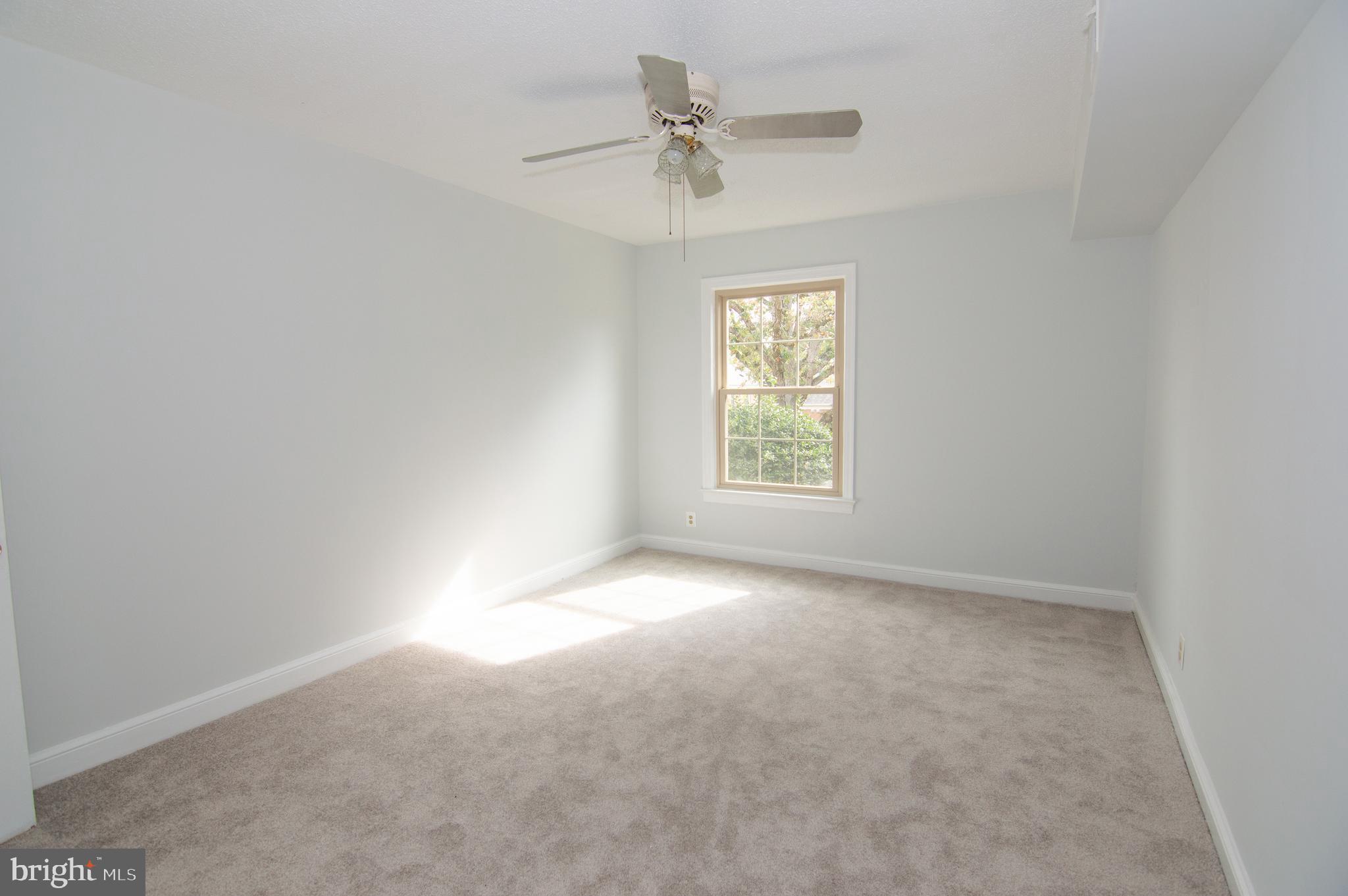 CAMBRIDGE COURTS - Residential Lease