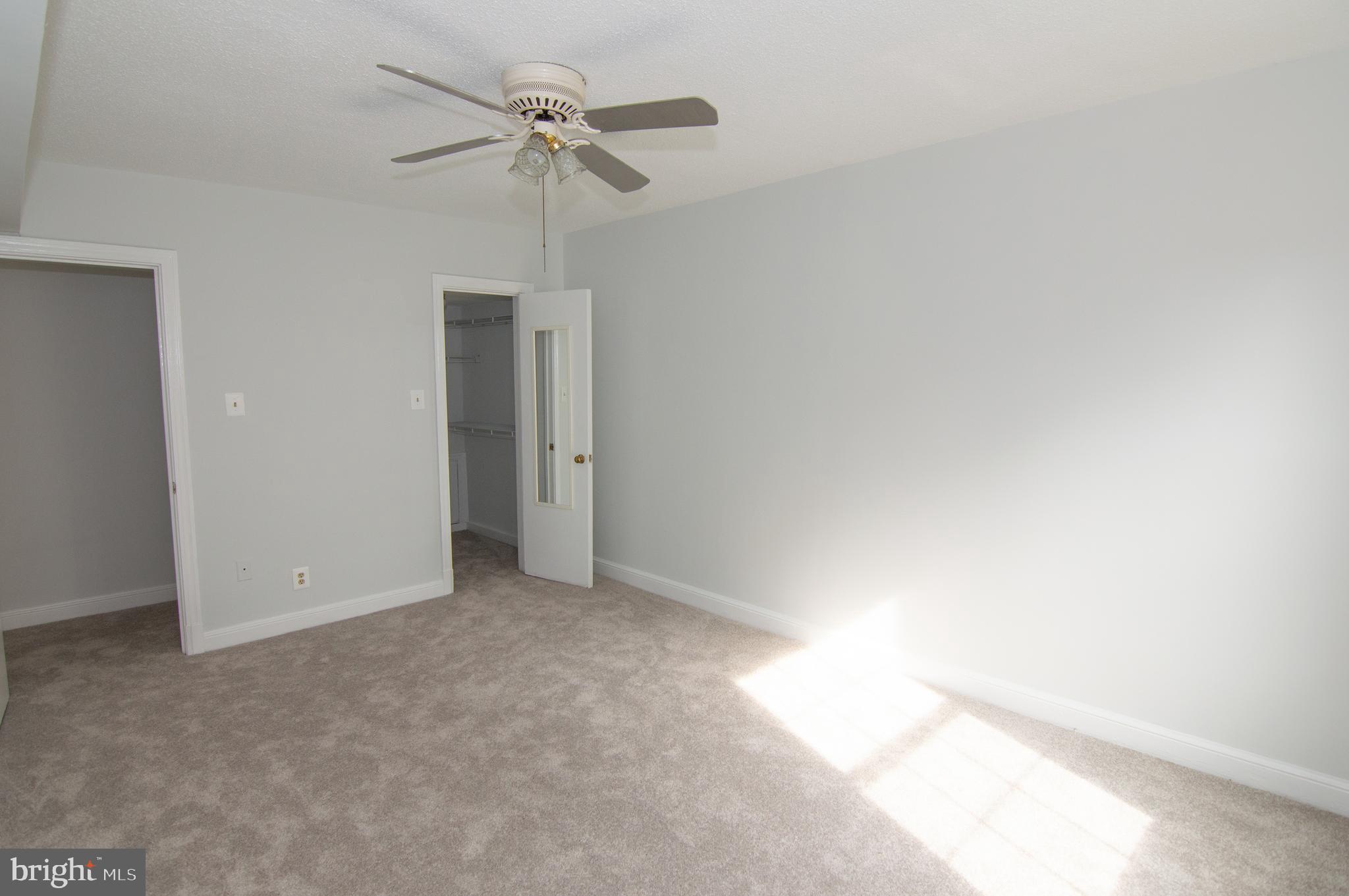 CAMBRIDGE COURTS - Residential Lease