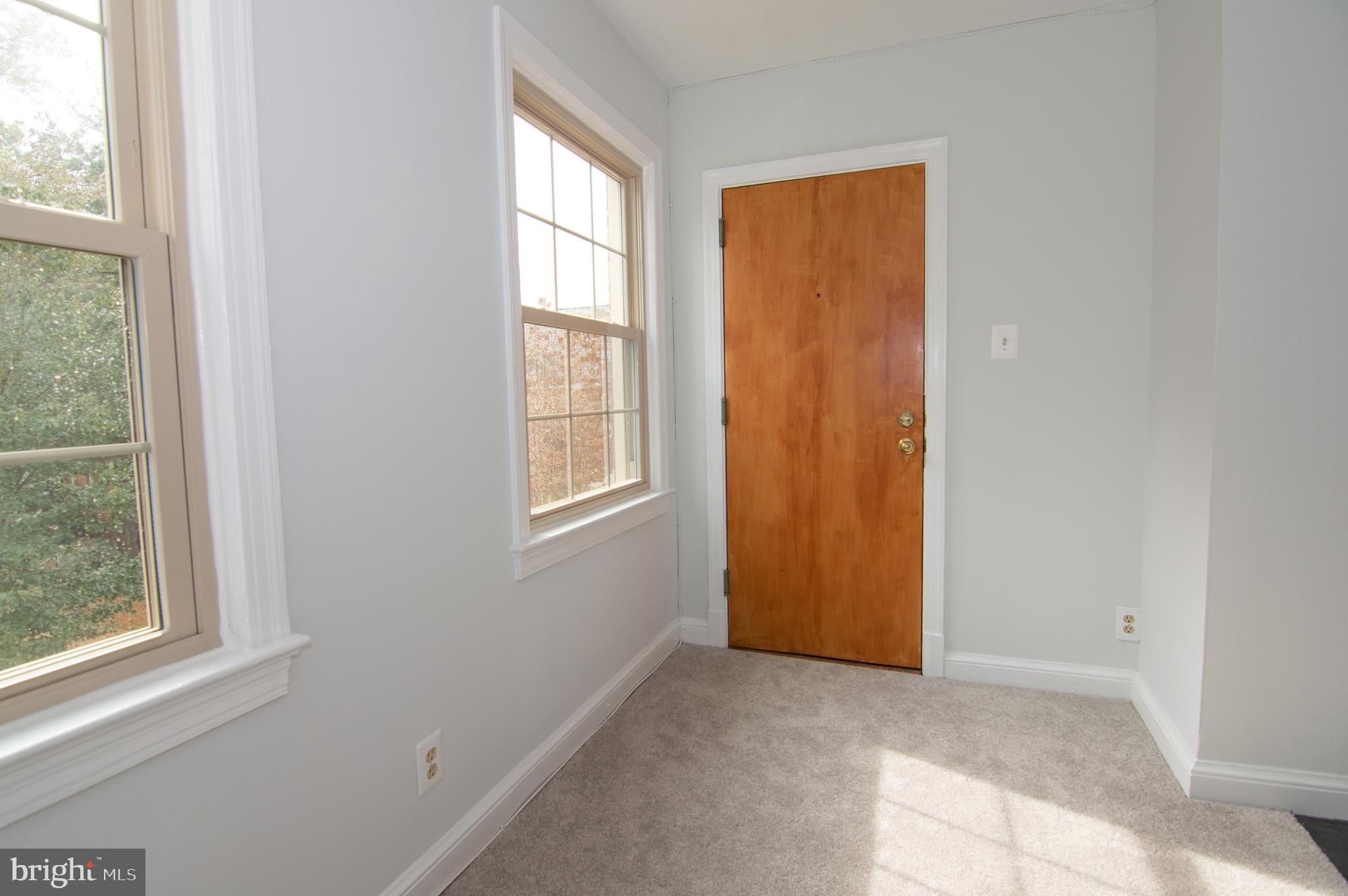 CAMBRIDGE COURTS - Residential Lease