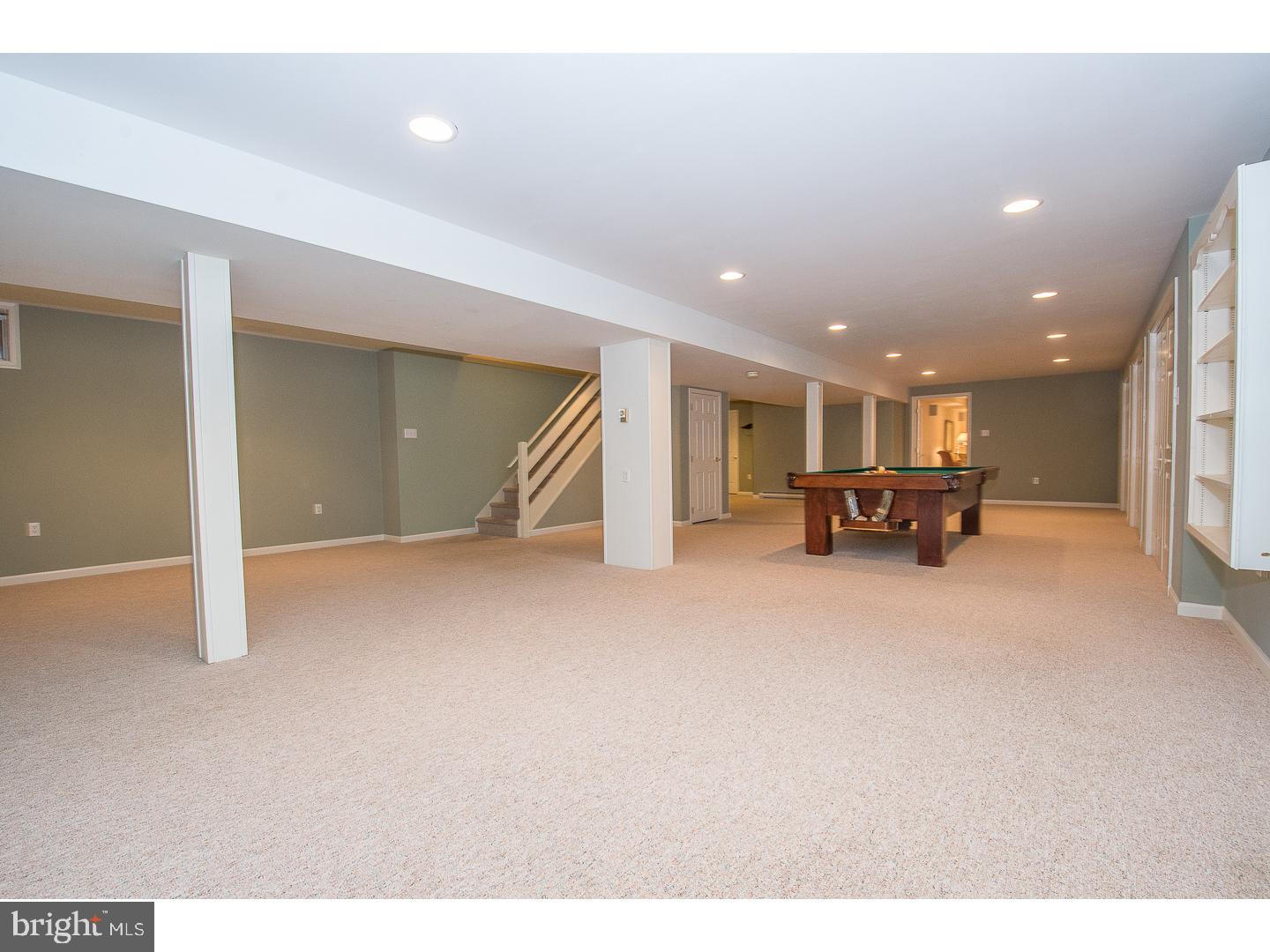 WHITEHORSE - Residential