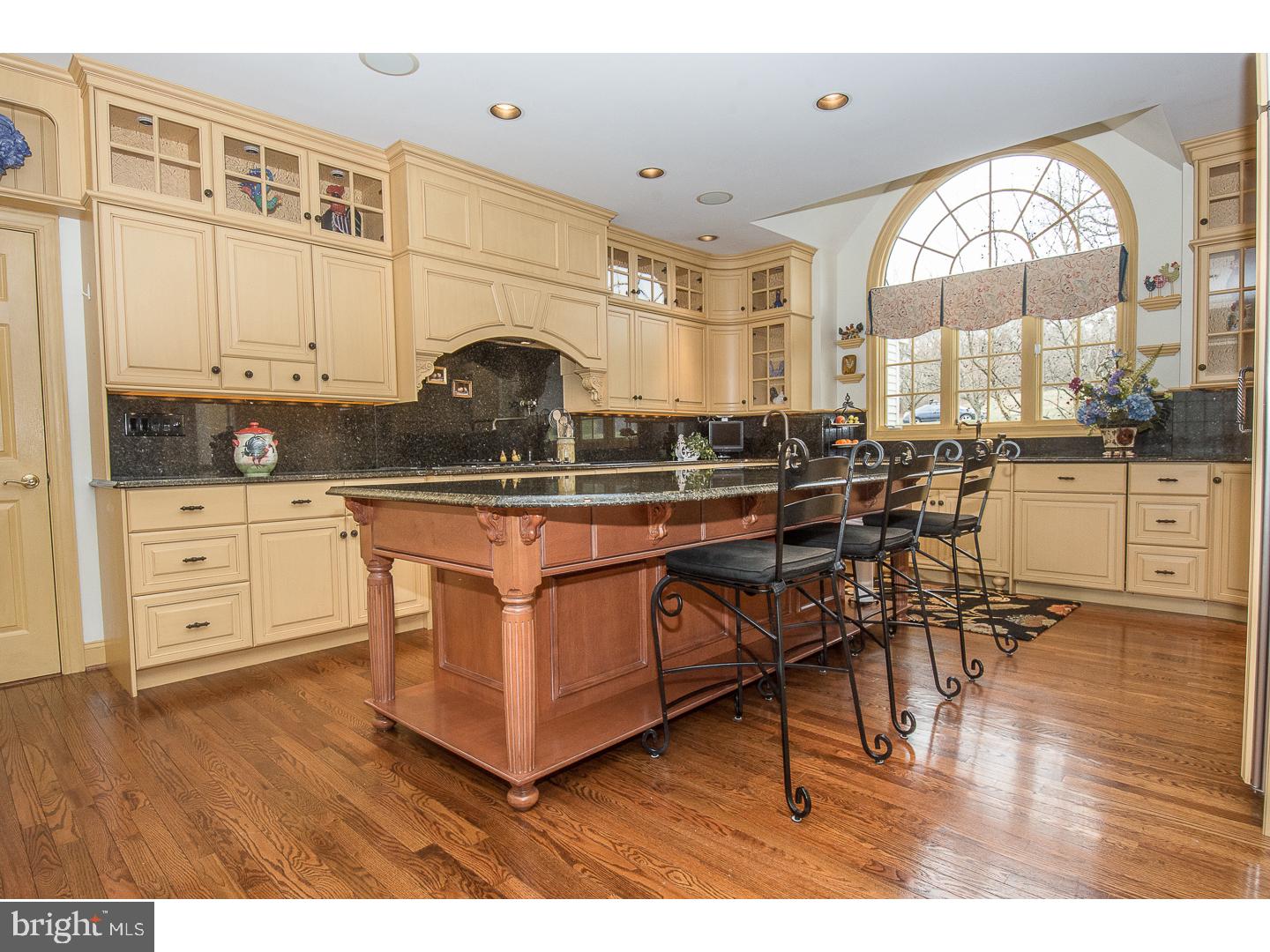 WHITEHORSE - Residential