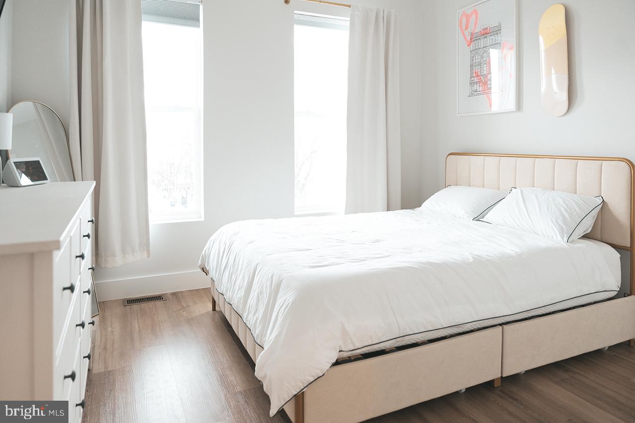 5517 7TH STREET NW B