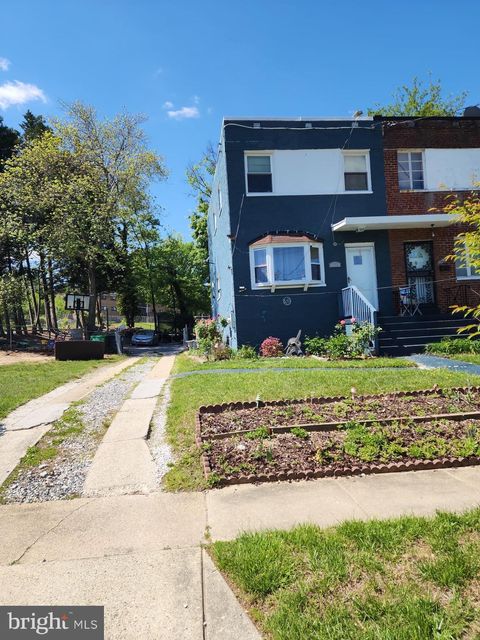 1821 LONGFELLOW STREET HYATTSVILLE MD 20782