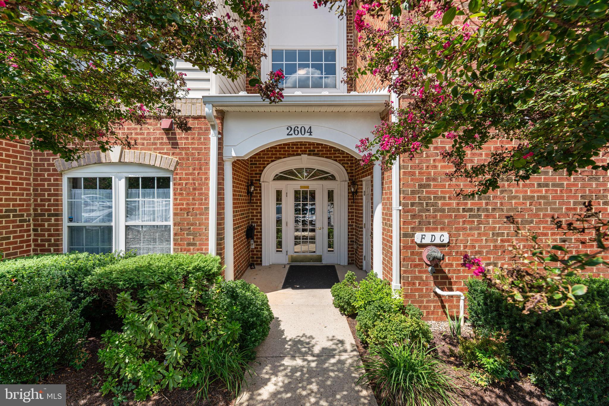 2604 CLARION COURT 102