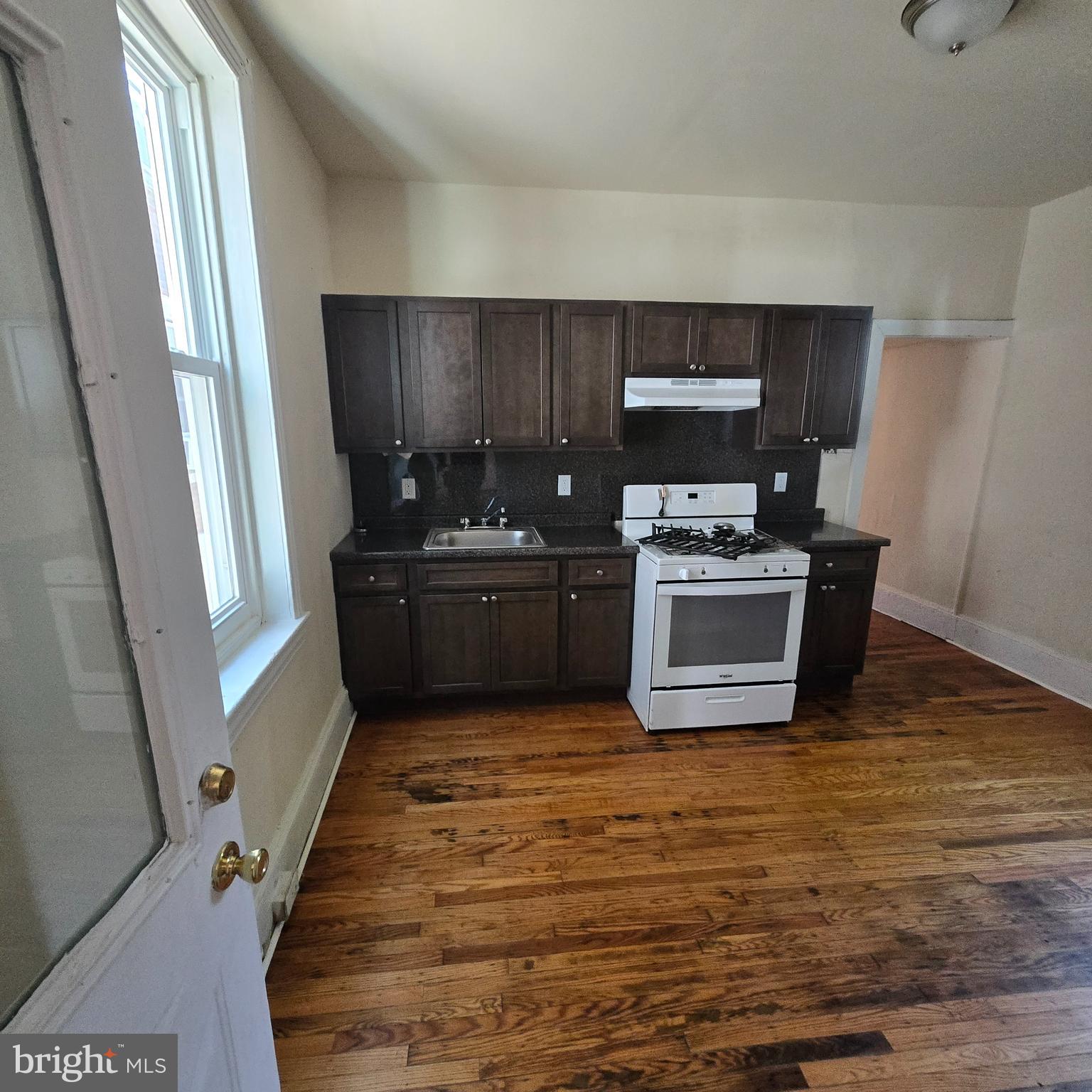 FRANKFORD - Residential Lease
