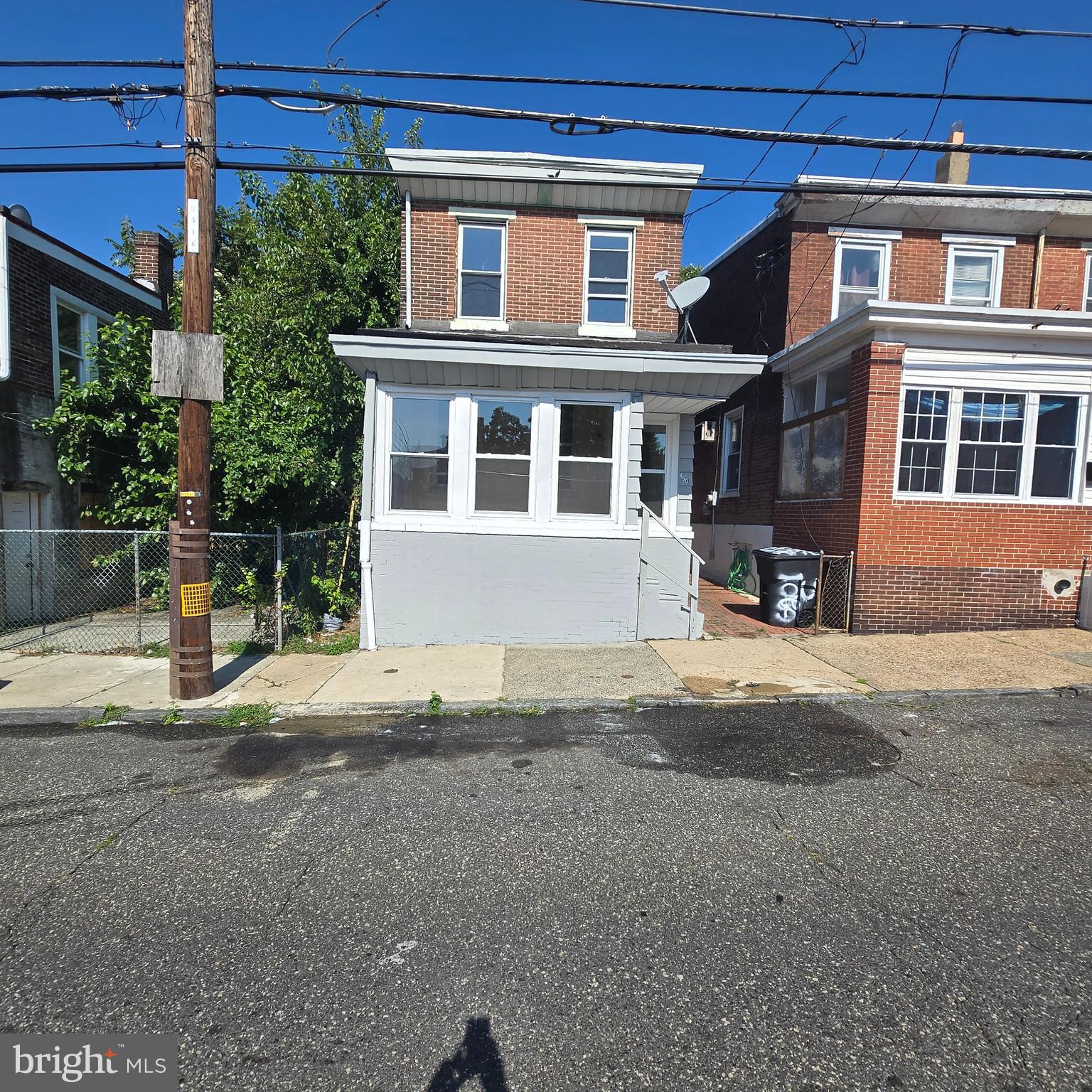 FRANKFORD - Residential Lease
