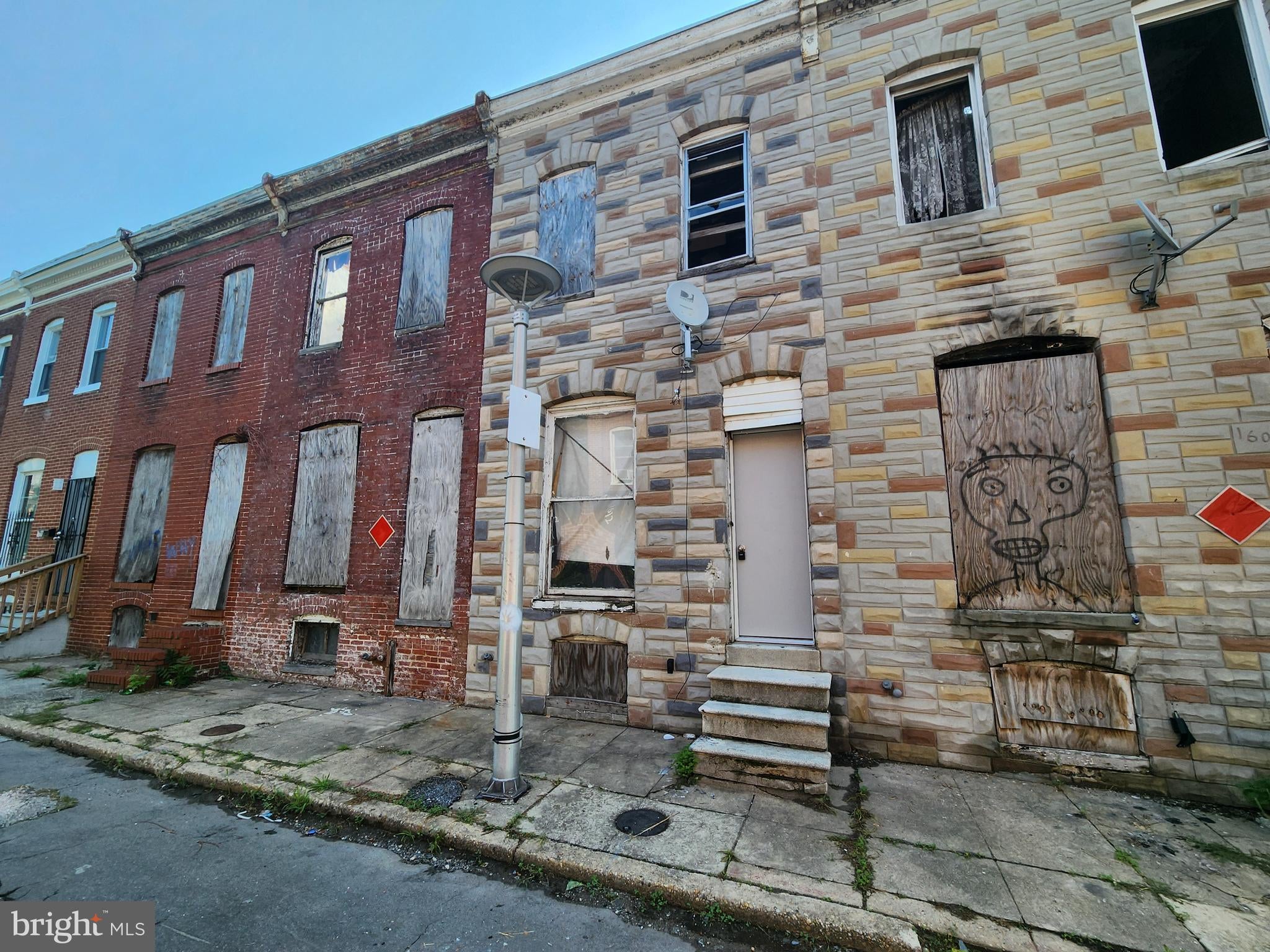1611 N CHAPEL STREET