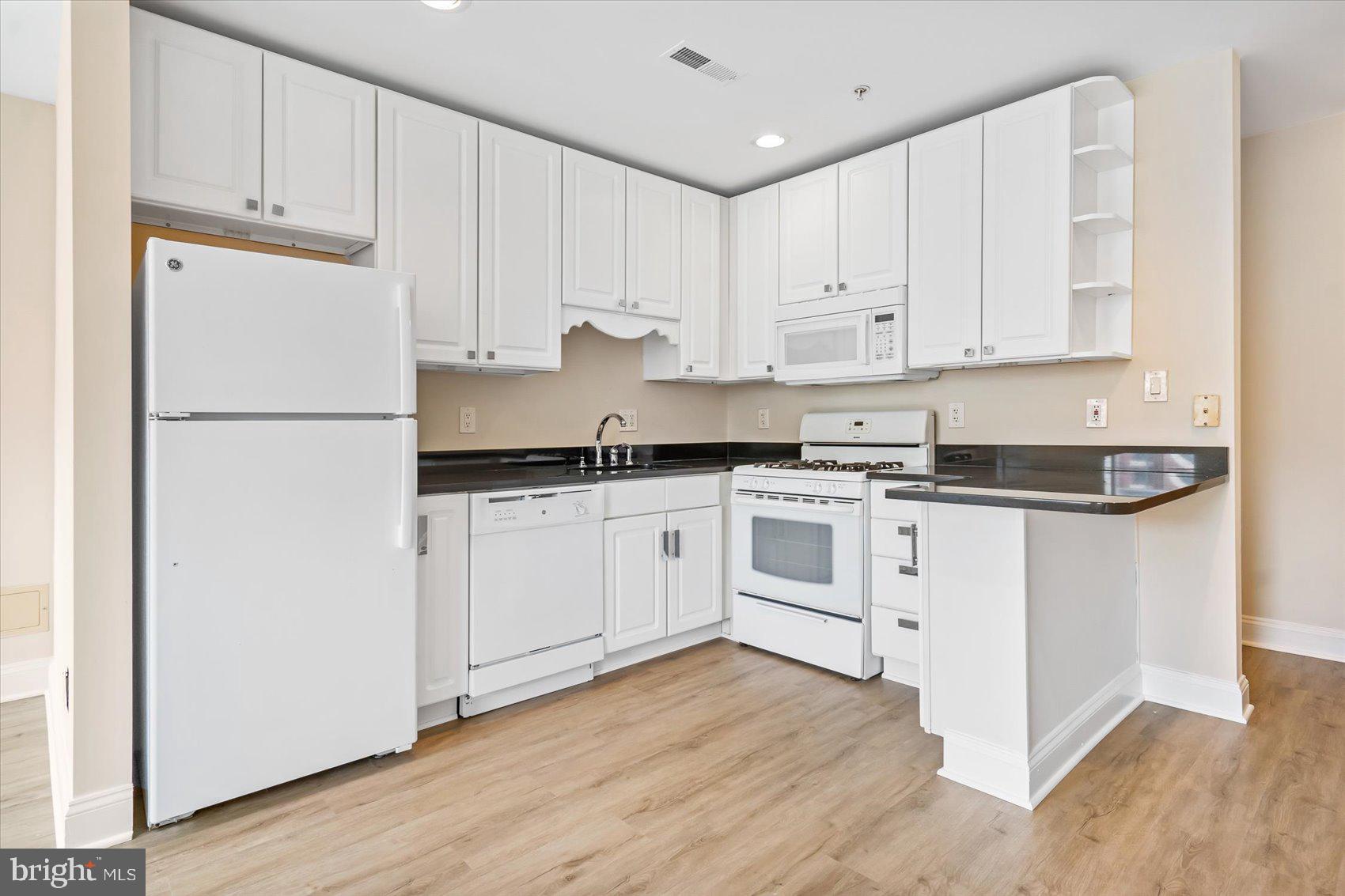 RESERVOIR HILL - Residential