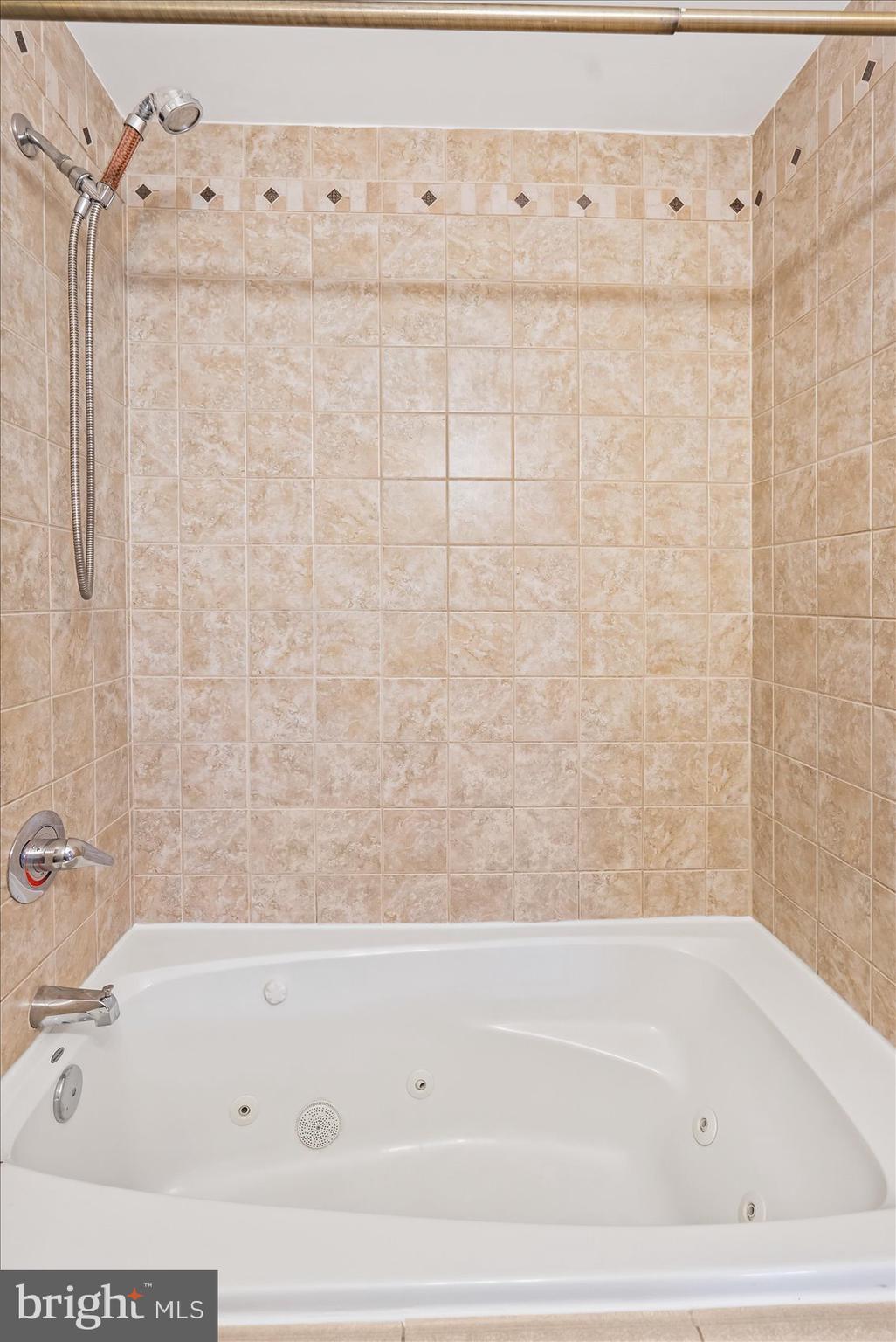 RESERVOIR HILL - Residential